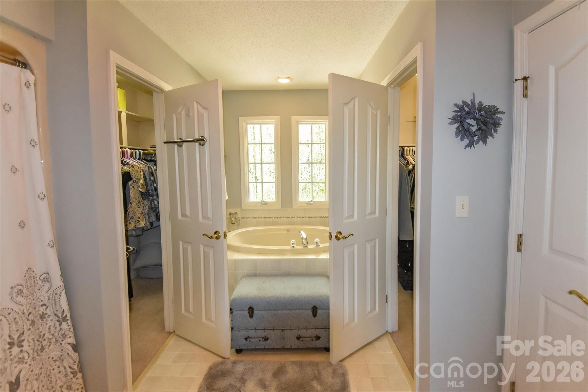 548 Thunder Road — Brevard