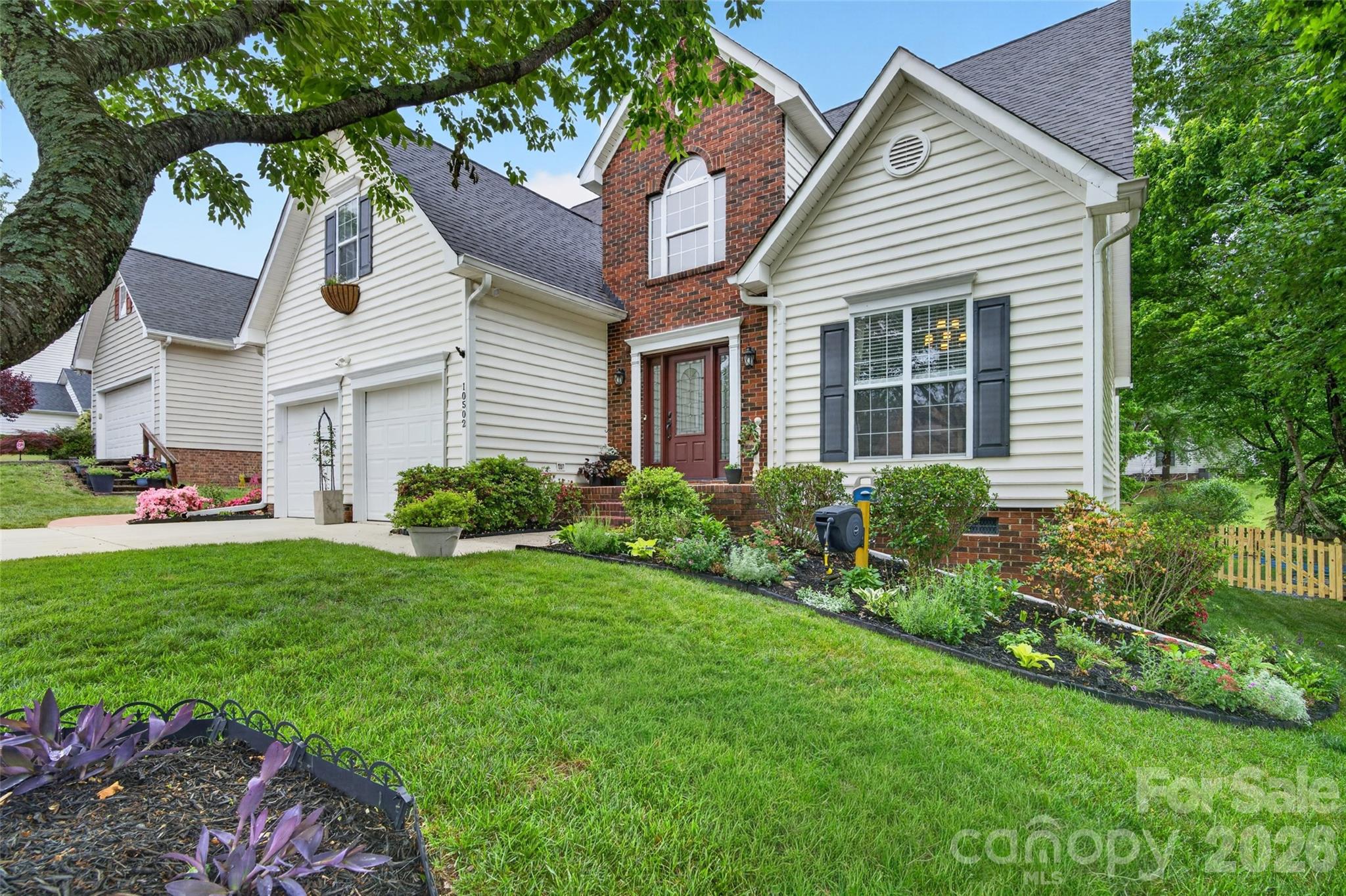 10502 Hellebore Road — Charlotte
