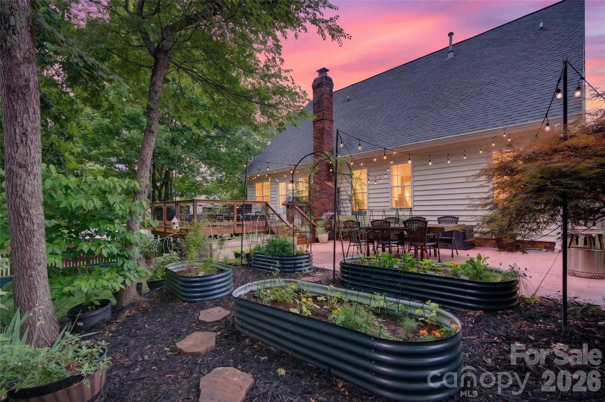 10502 Hellebore Road — Charlotte