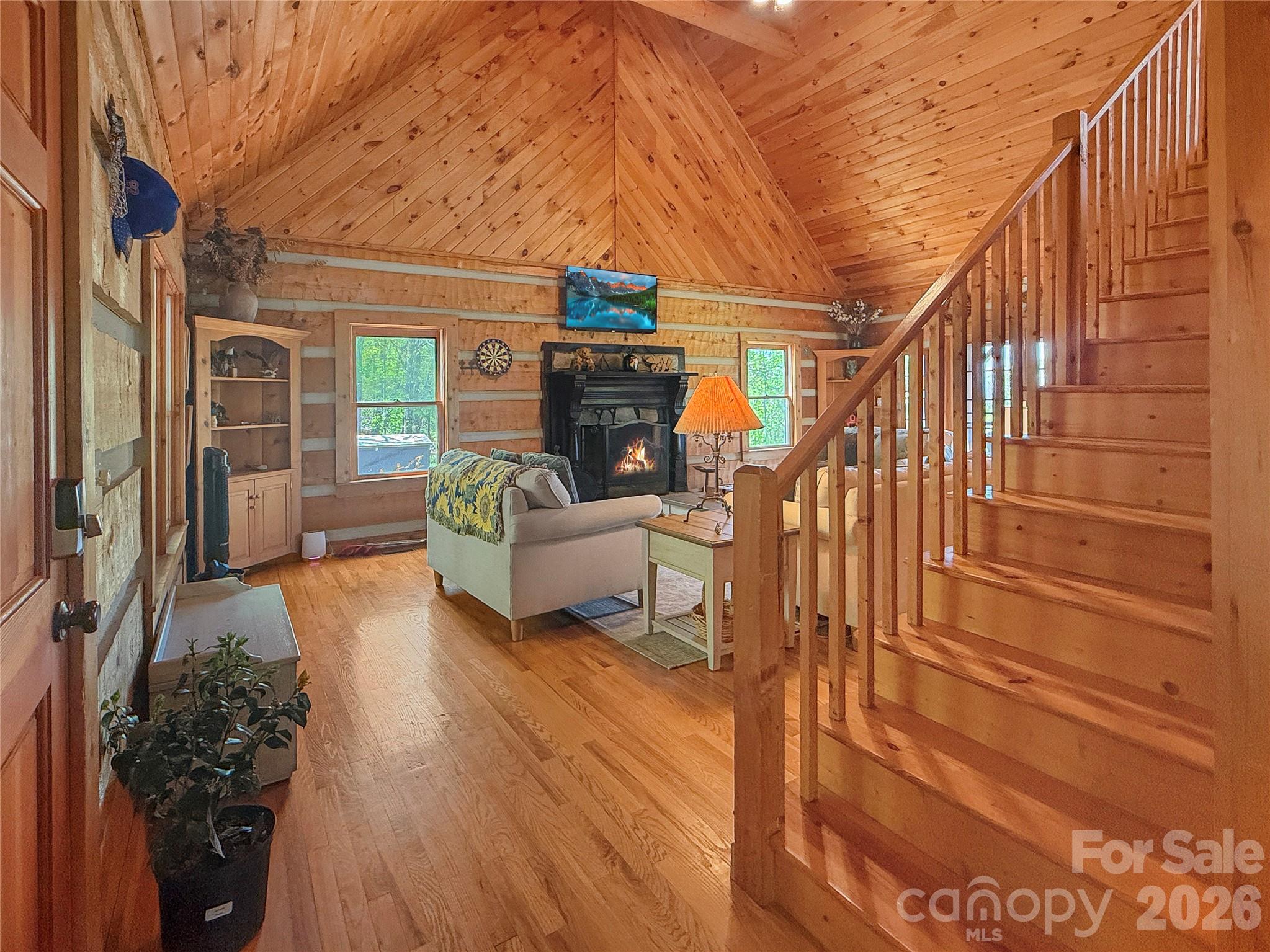 564 Nettles Ridge Road — Banner Elk