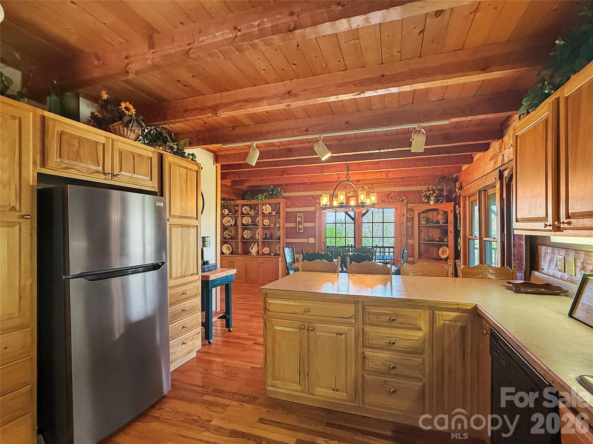 564 Nettles Ridge Road — Banner Elk