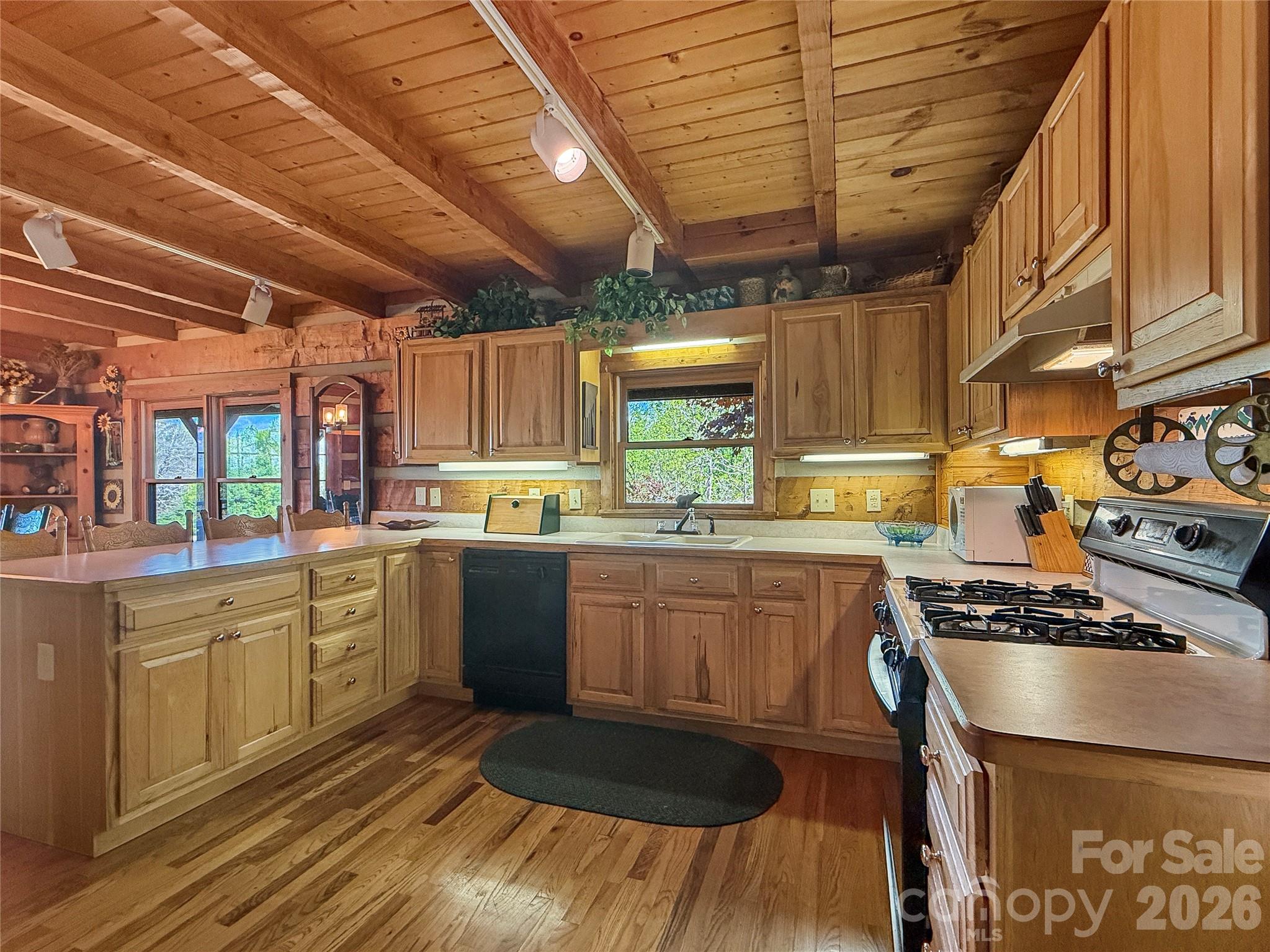 564 Nettles Ridge Road — Banner Elk