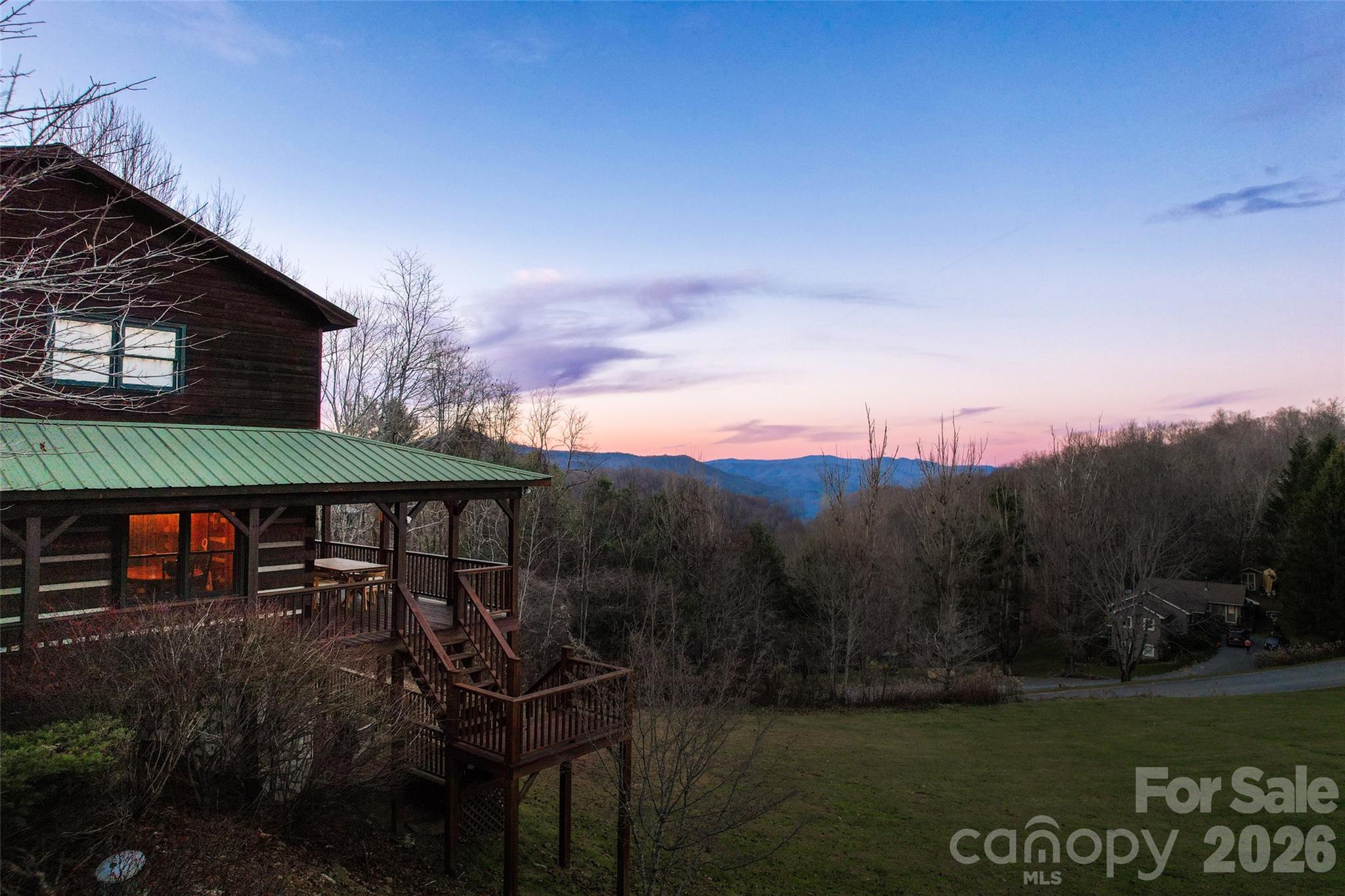 564 Nettles Ridge Road — Banner Elk