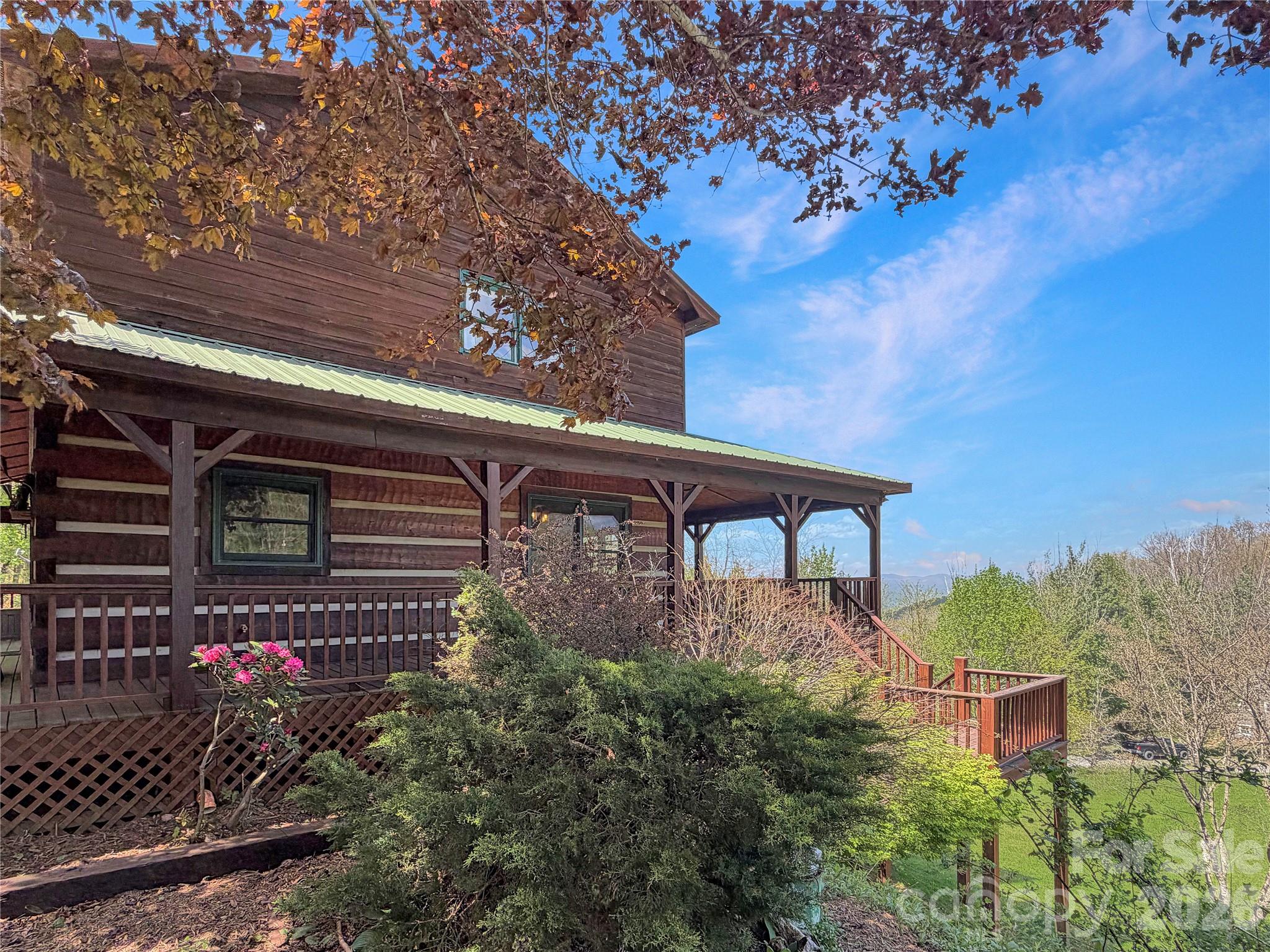 564 Nettles Ridge Road — Banner Elk