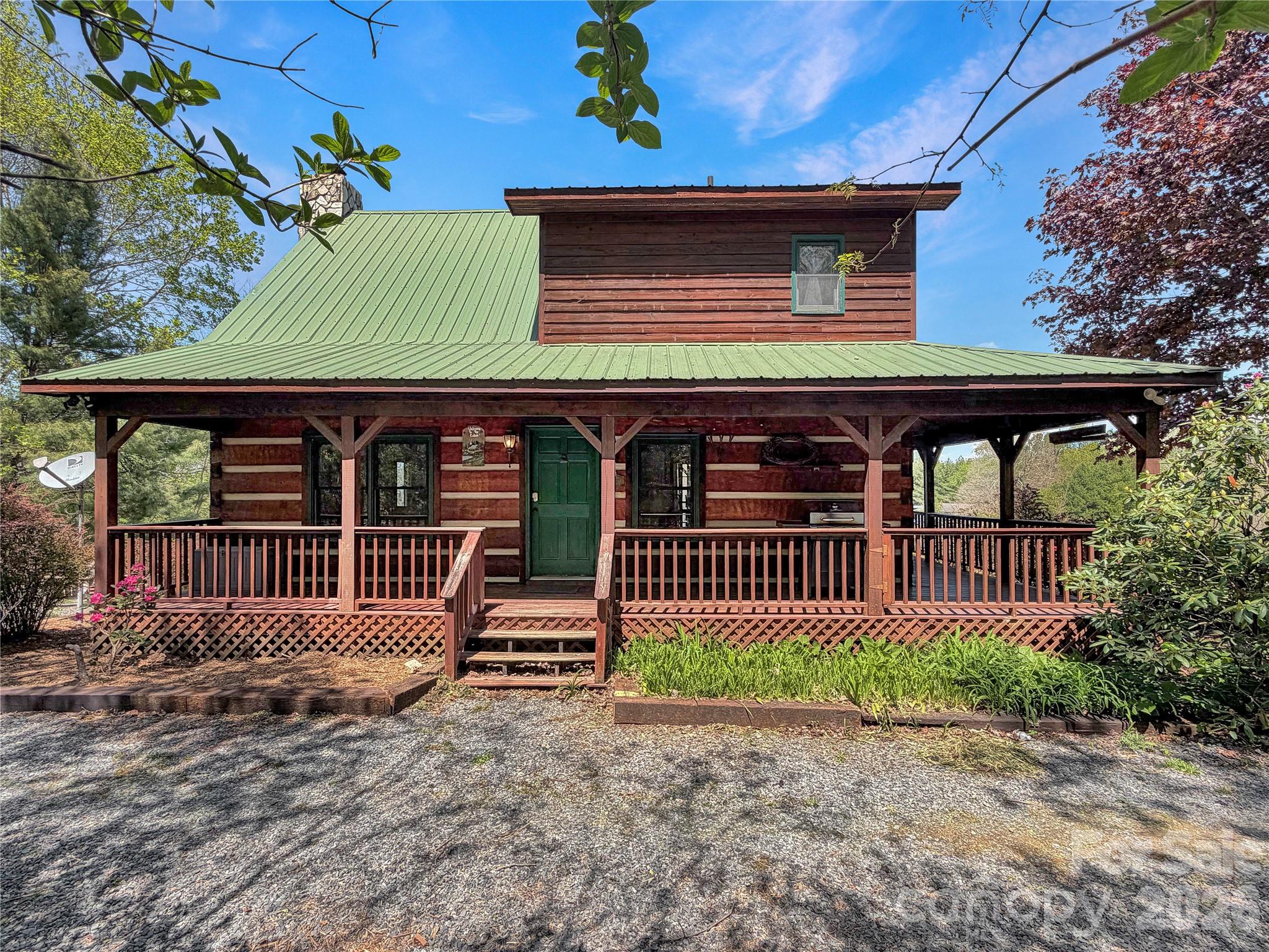 564 Nettles Ridge Road — Banner Elk
