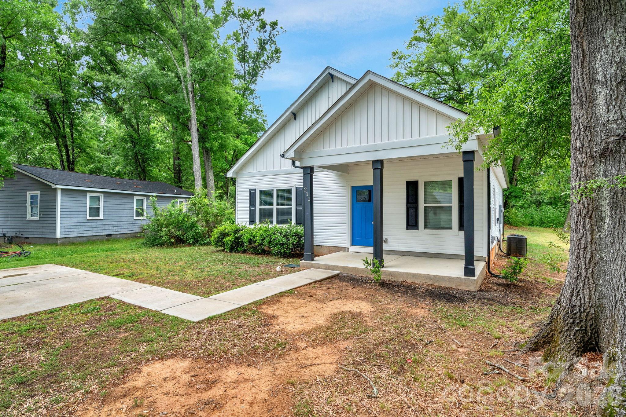 211 Baker Street — Rock Hill