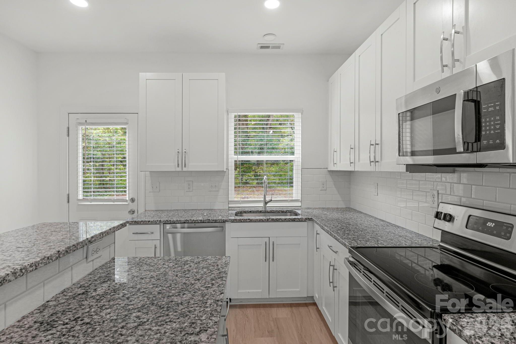 211 Baker Street — Rock Hill