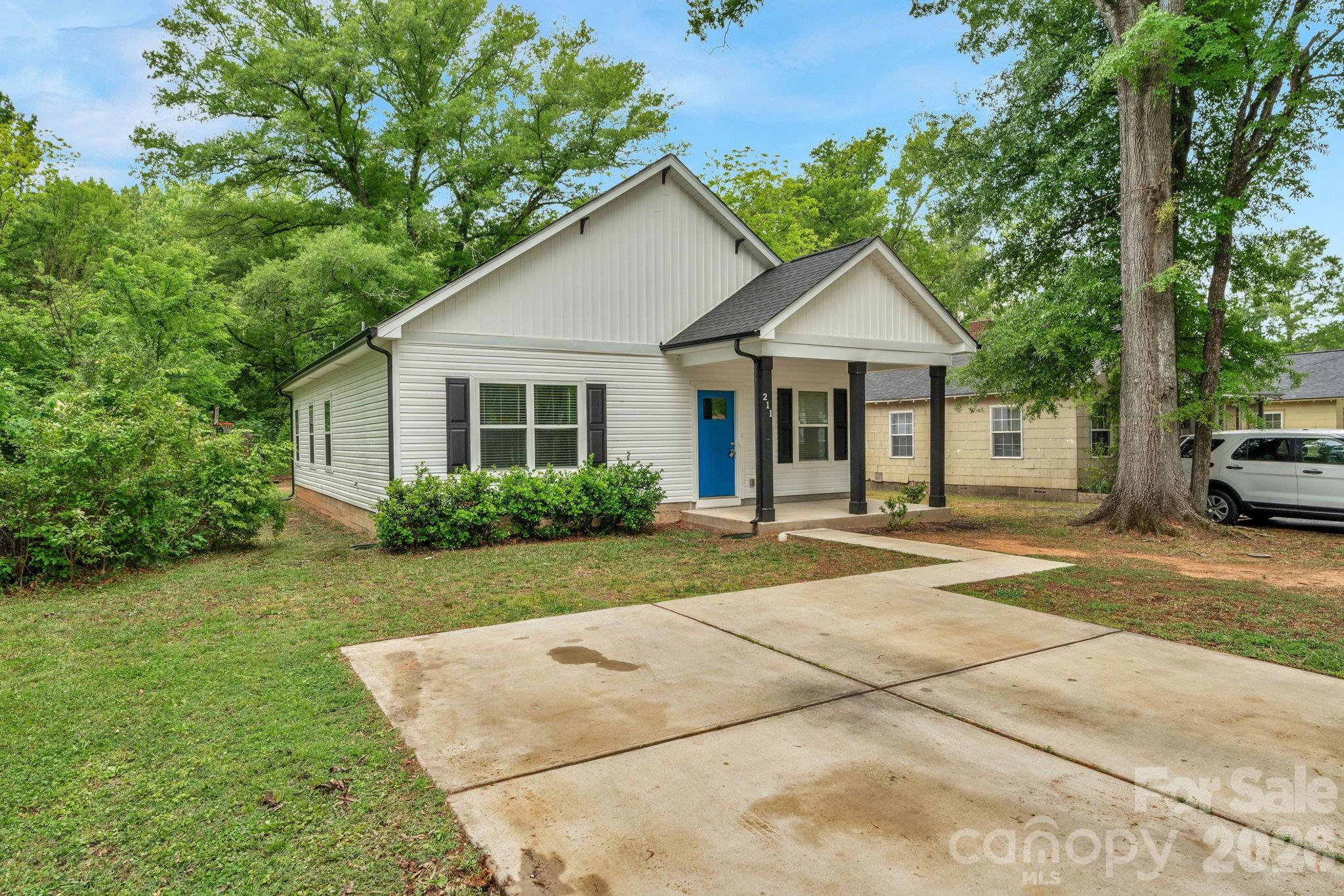 211 Baker Street — Rock Hill