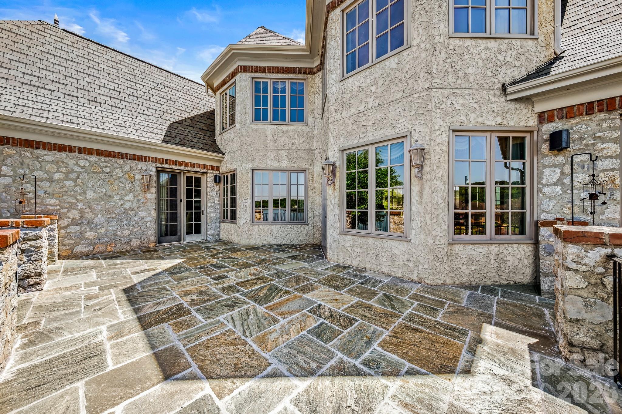 331 Ivy Arbor Circle — Rock Hill