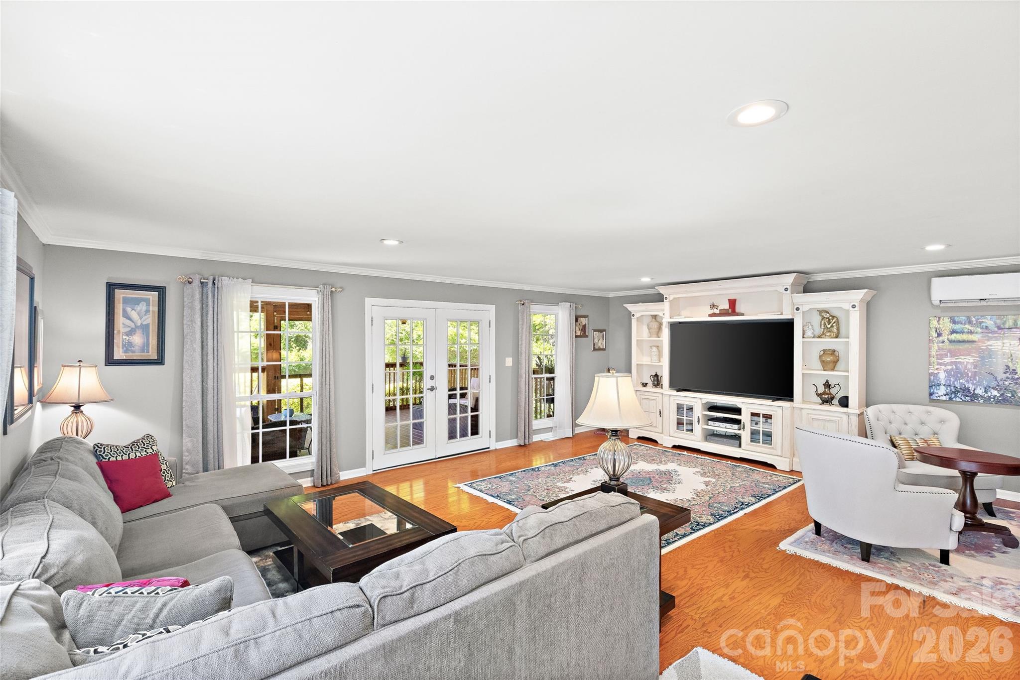 138 Wyanoke Avenue — Charlotte
