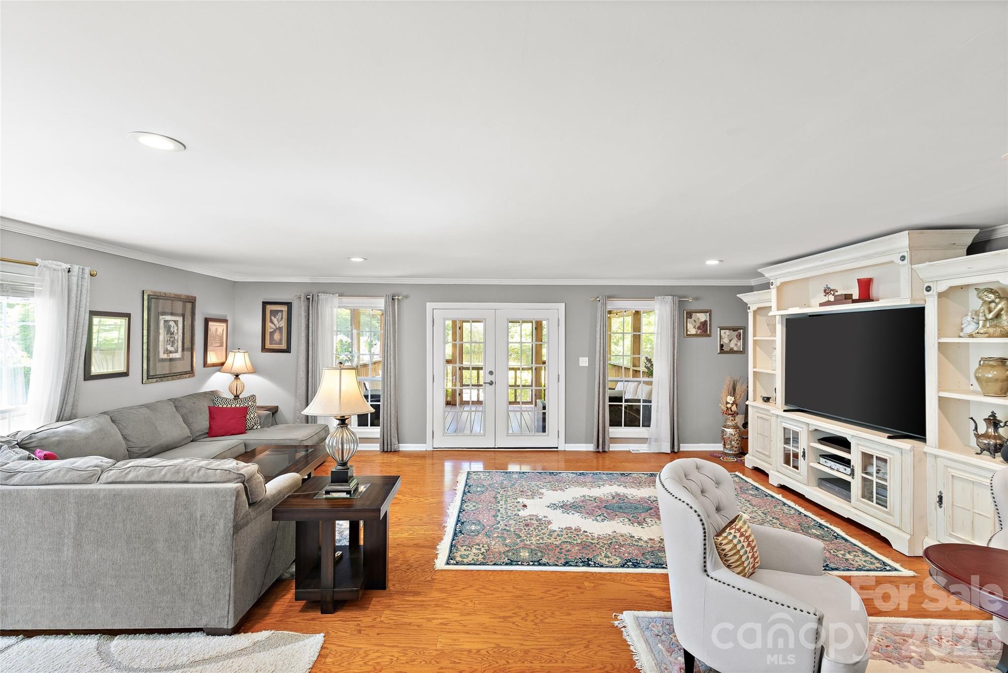 138 Wyanoke Avenue — Charlotte