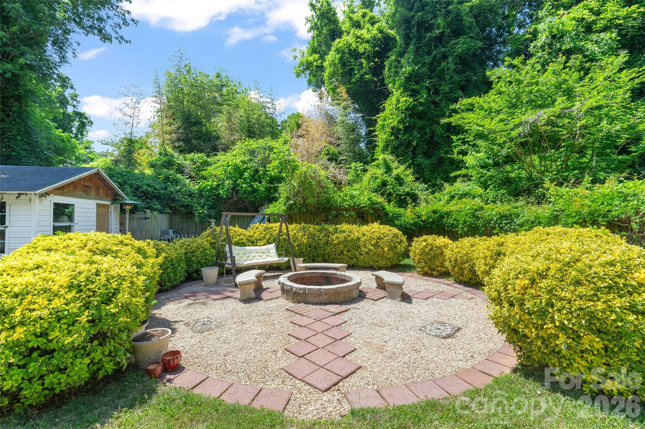 138 Wyanoke Avenue — Charlotte
