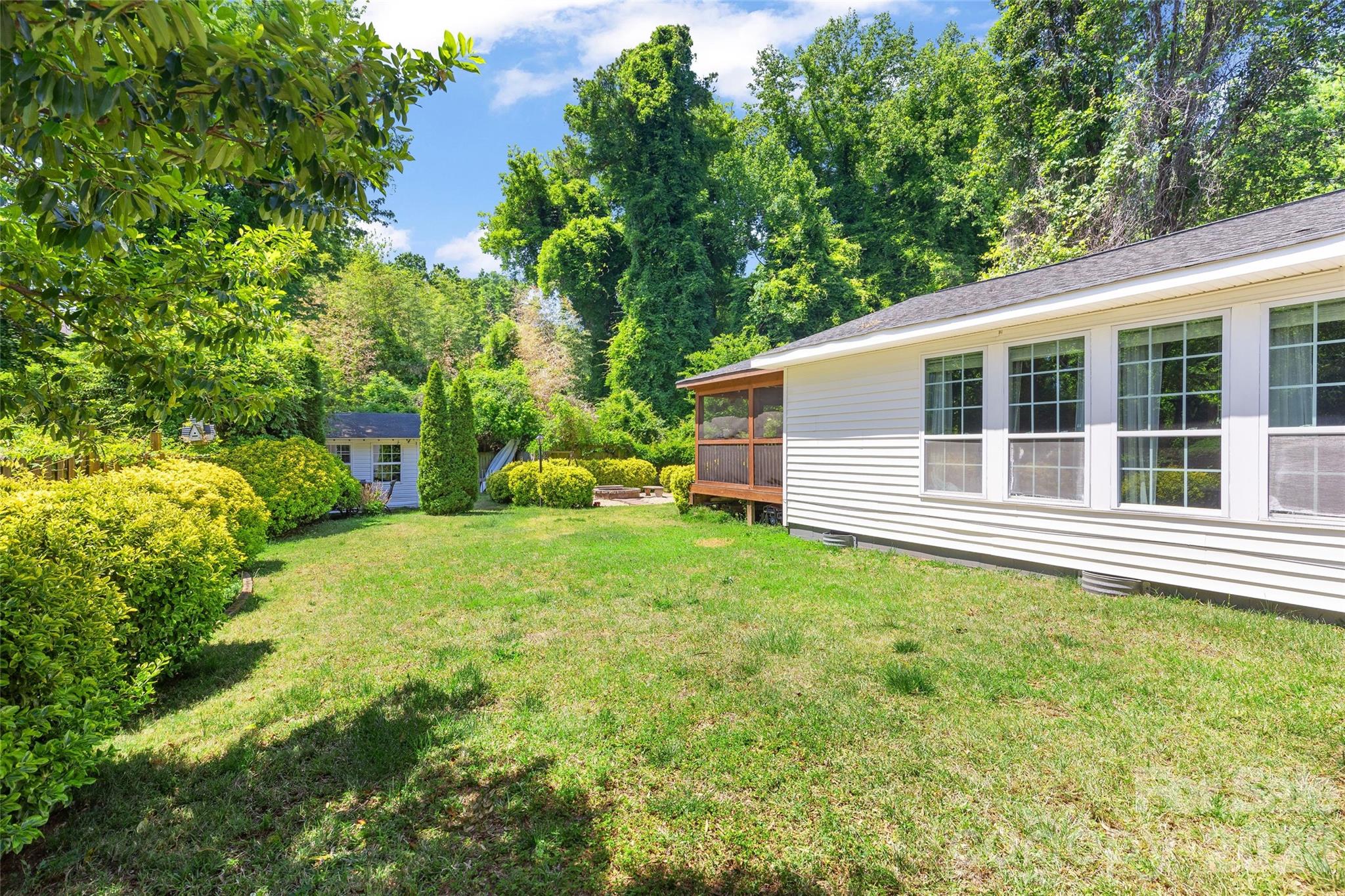 138 Wyanoke Avenue — Charlotte