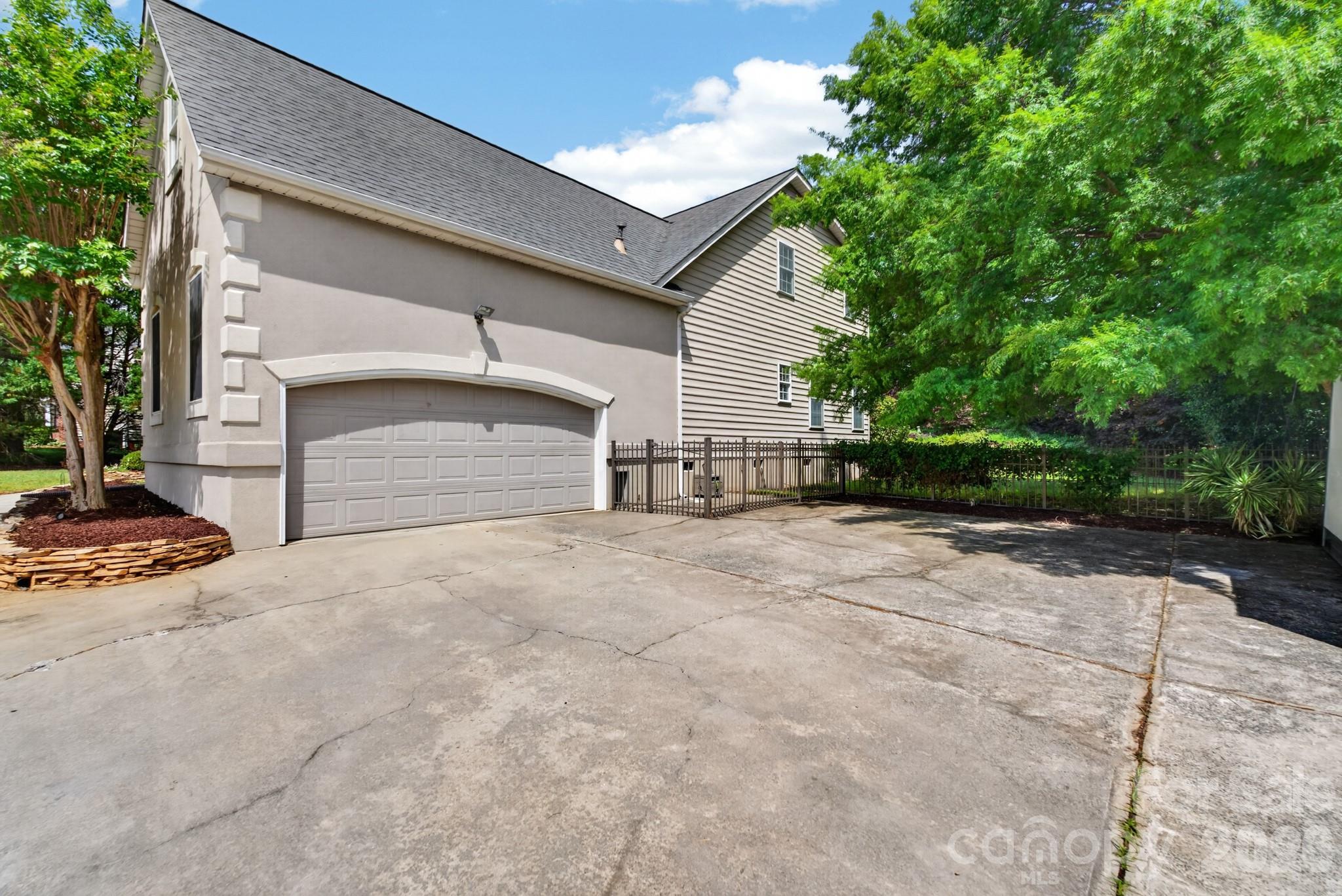 3527 Nestling Lane — Fort Mill