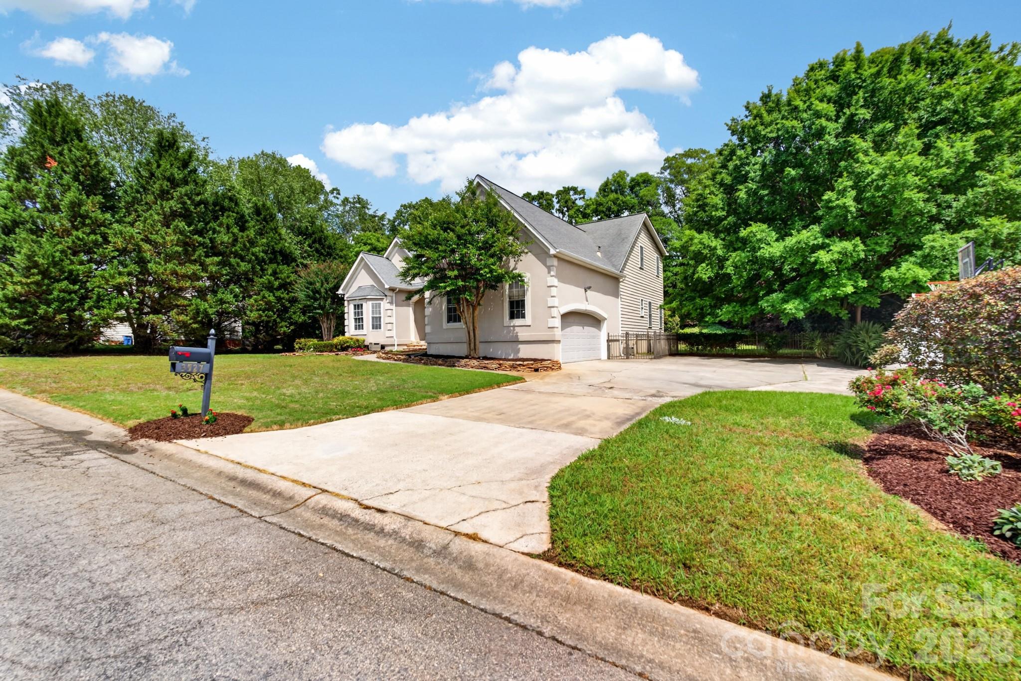 3527 Nestling Lane — Fort Mill