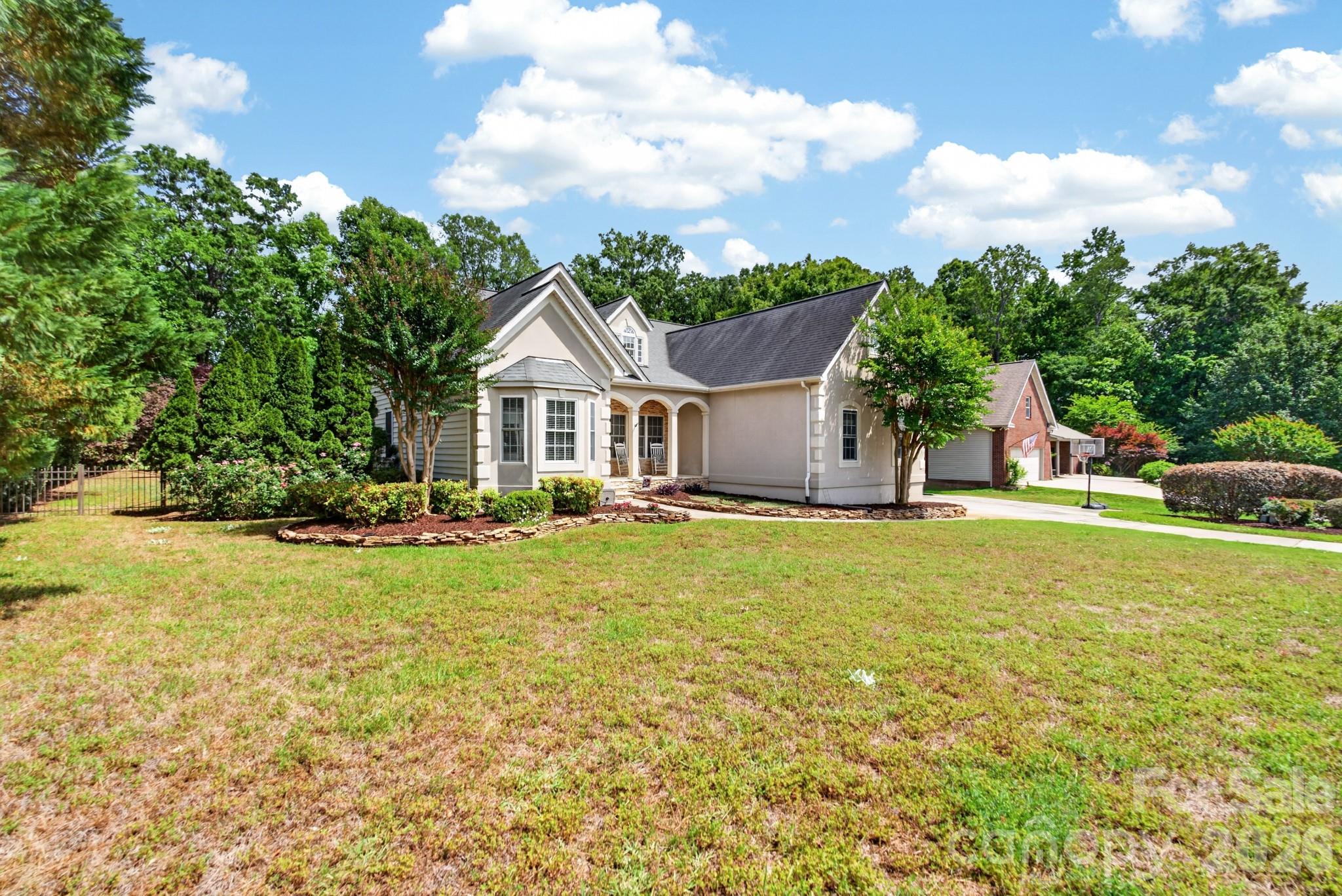 3527 Nestling Lane — Fort Mill