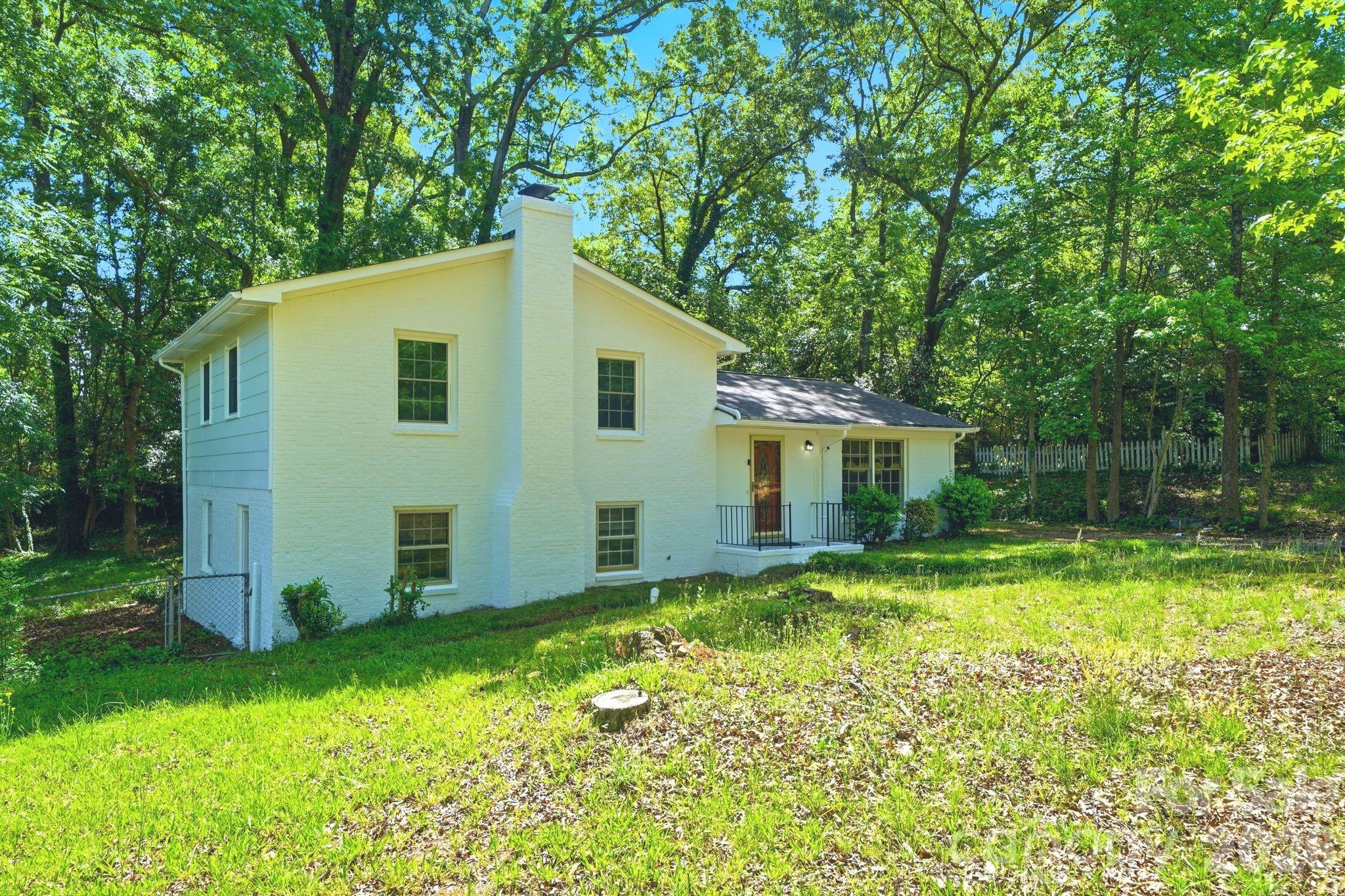 1412 Rama Road — Charlotte