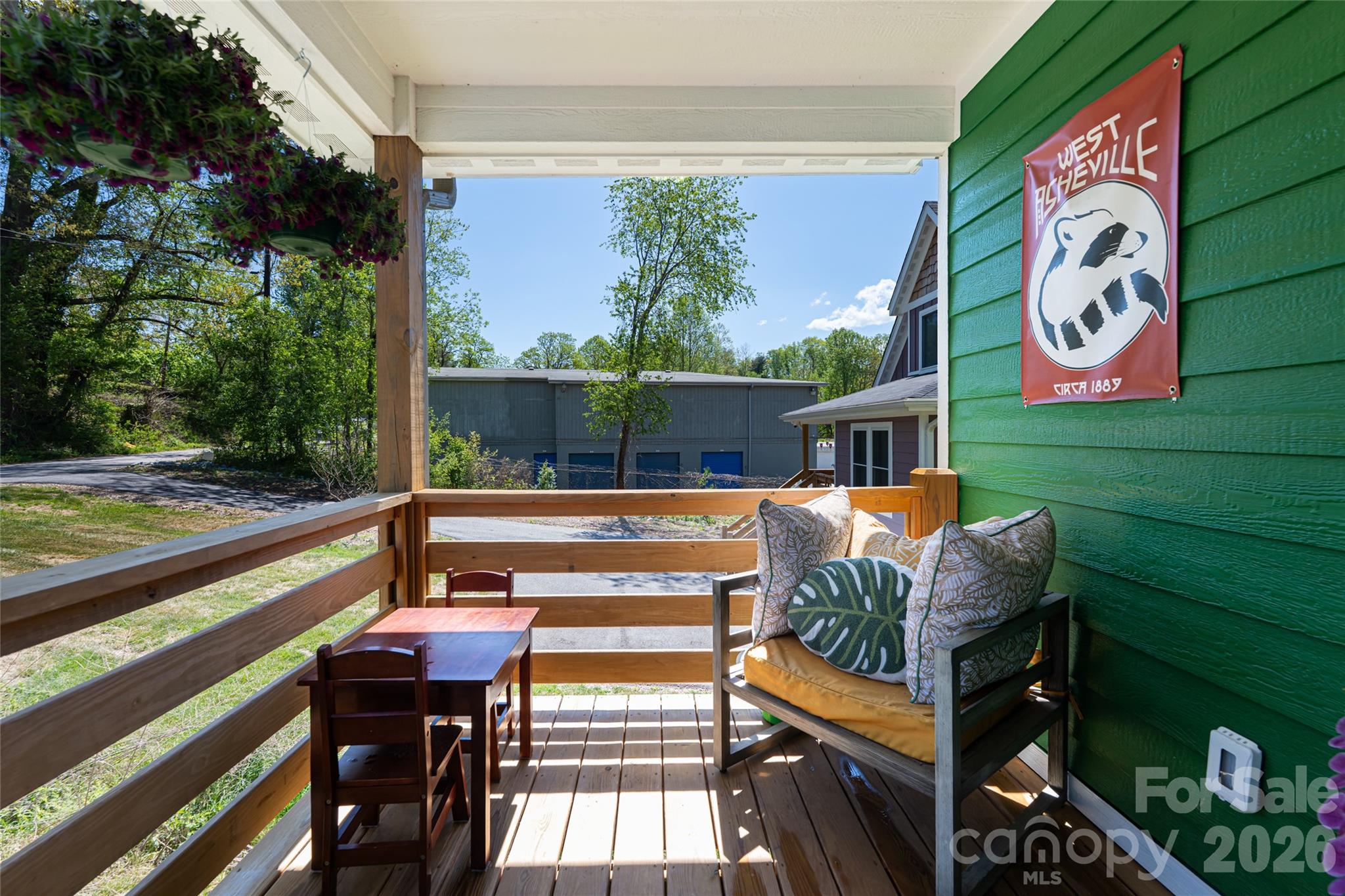 38 Old County Home Road — Asheville
