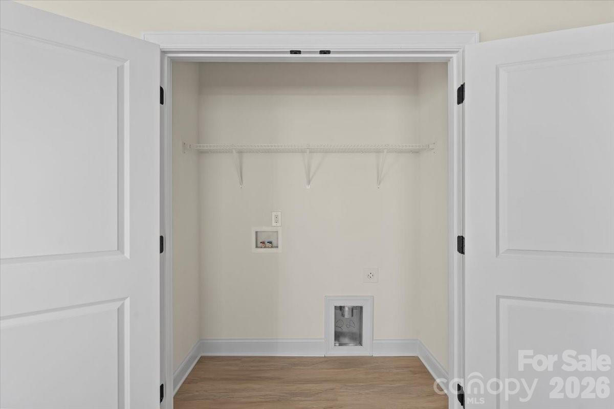 1562 7th Avenue Drive SW — Hickory