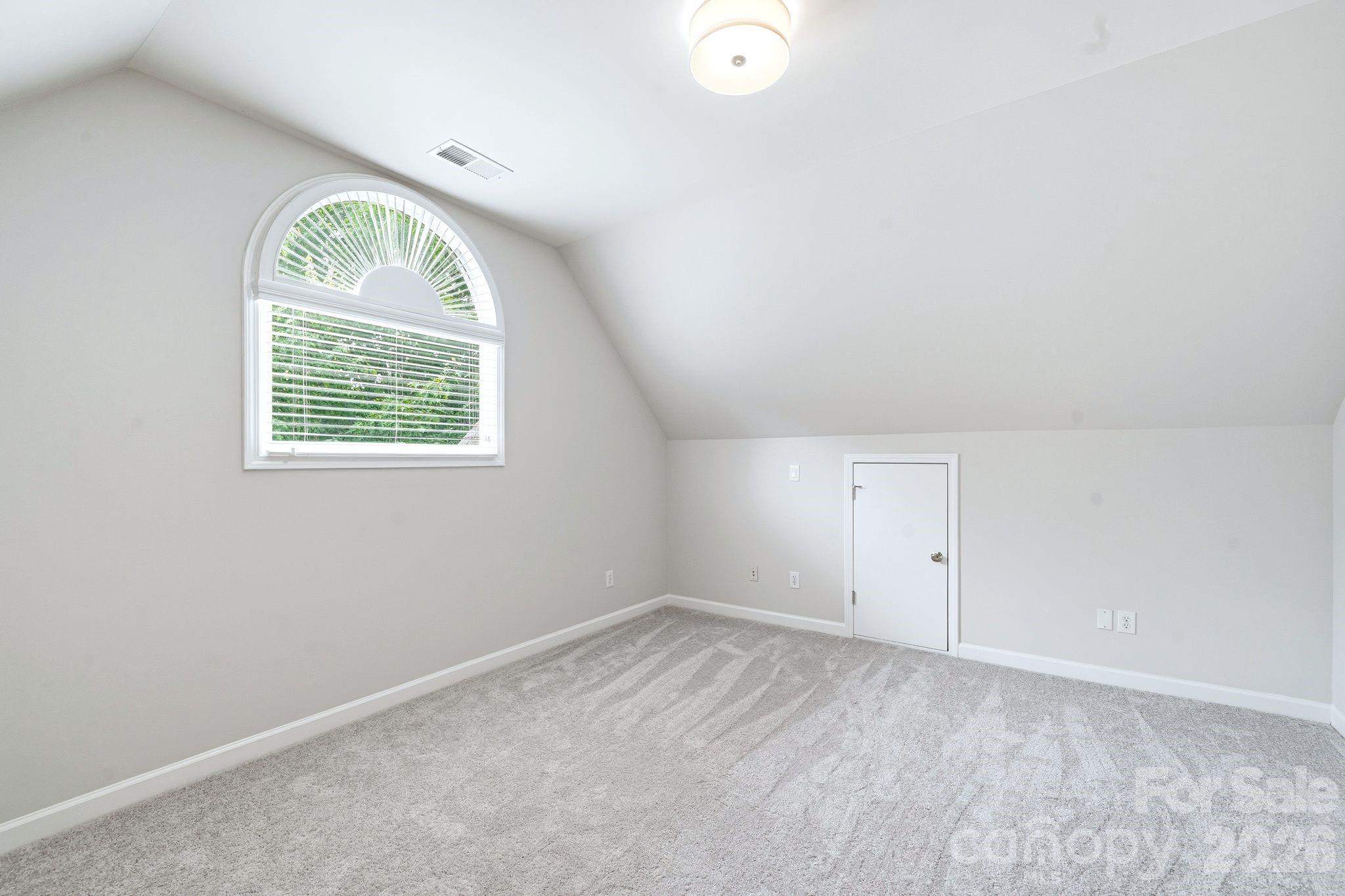 16408 Sutters Run Lane — Huntersville