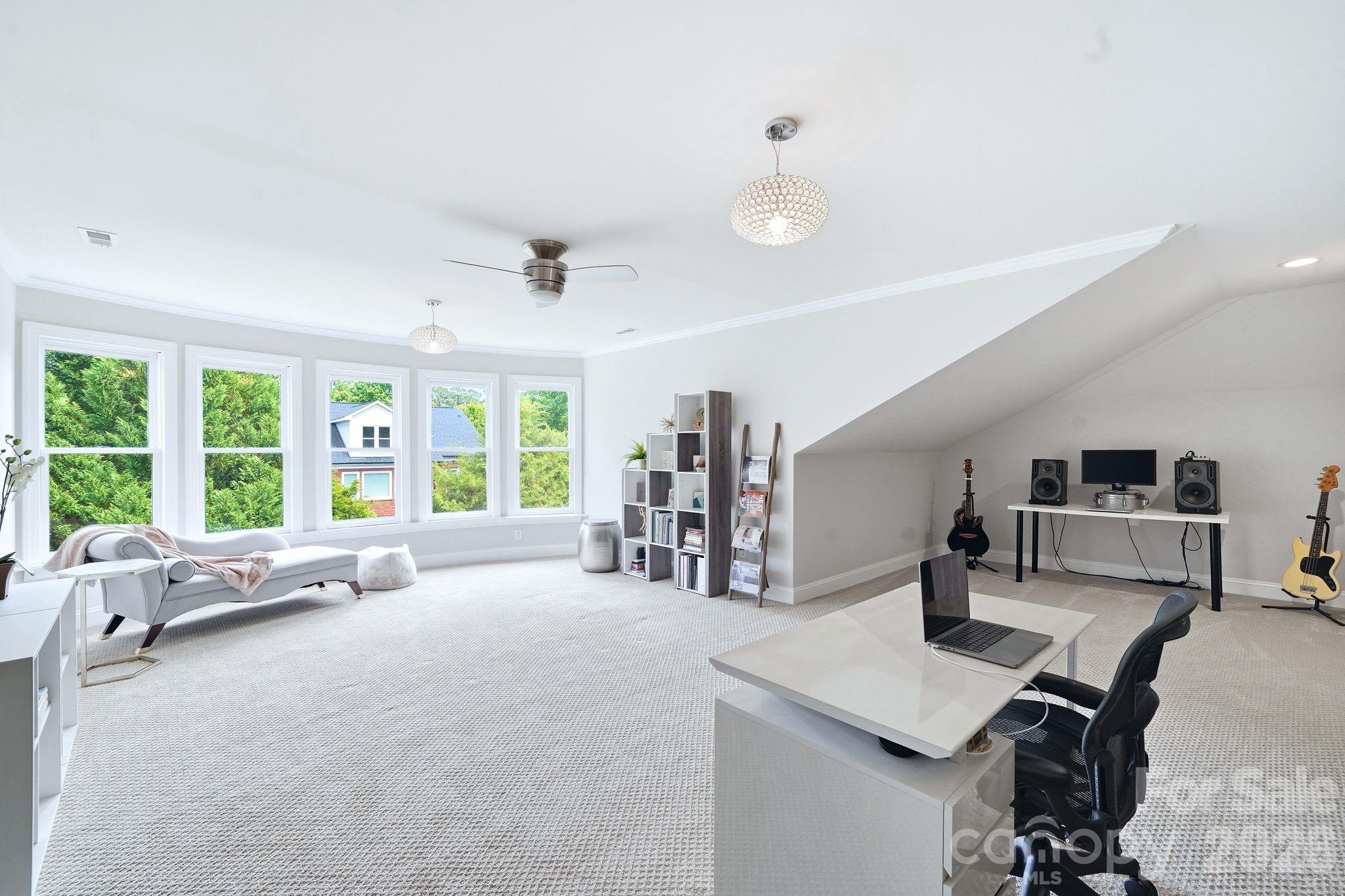 16408 Sutters Run Lane — Huntersville