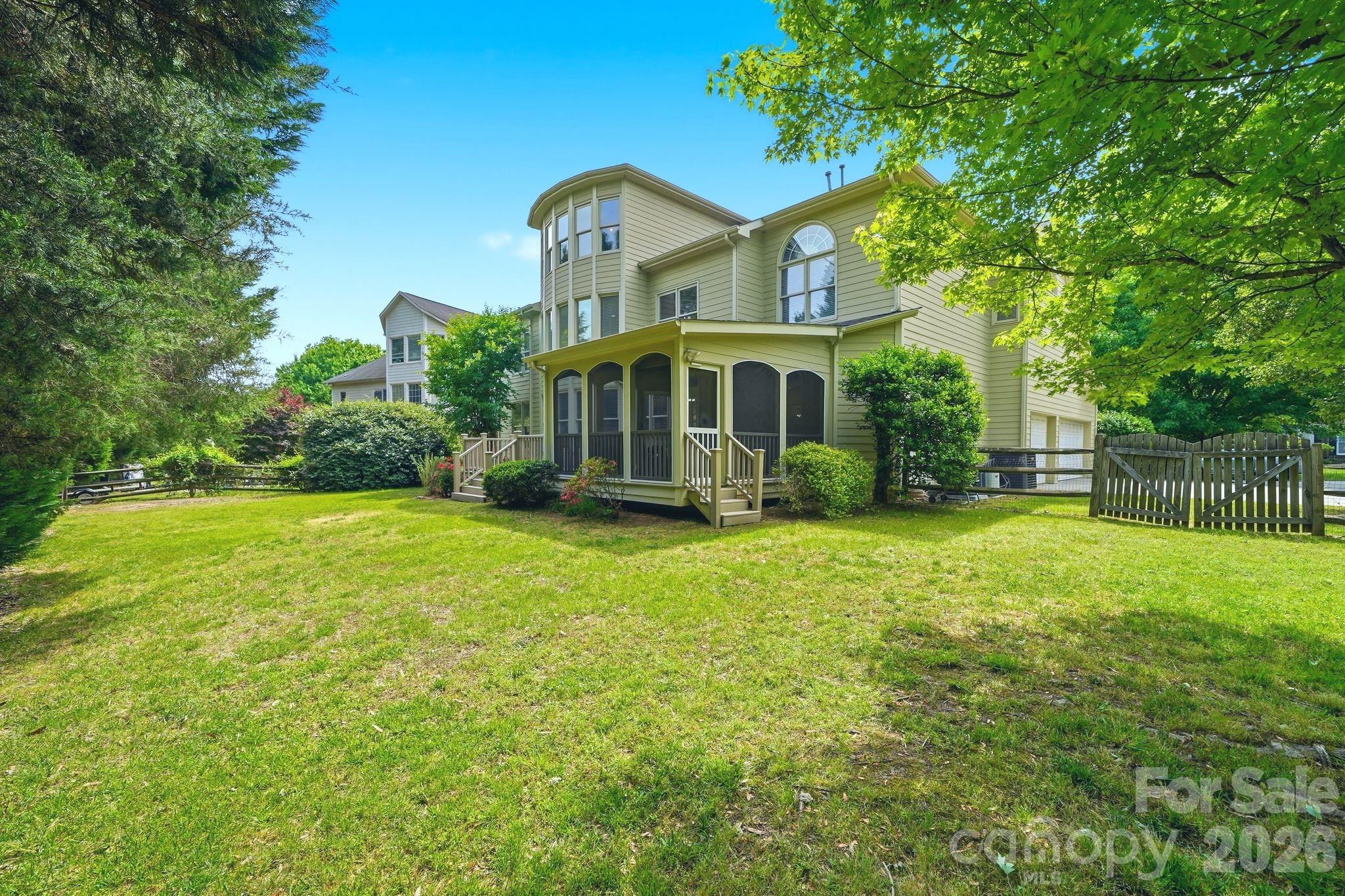 16408 Sutters Run Lane — Huntersville