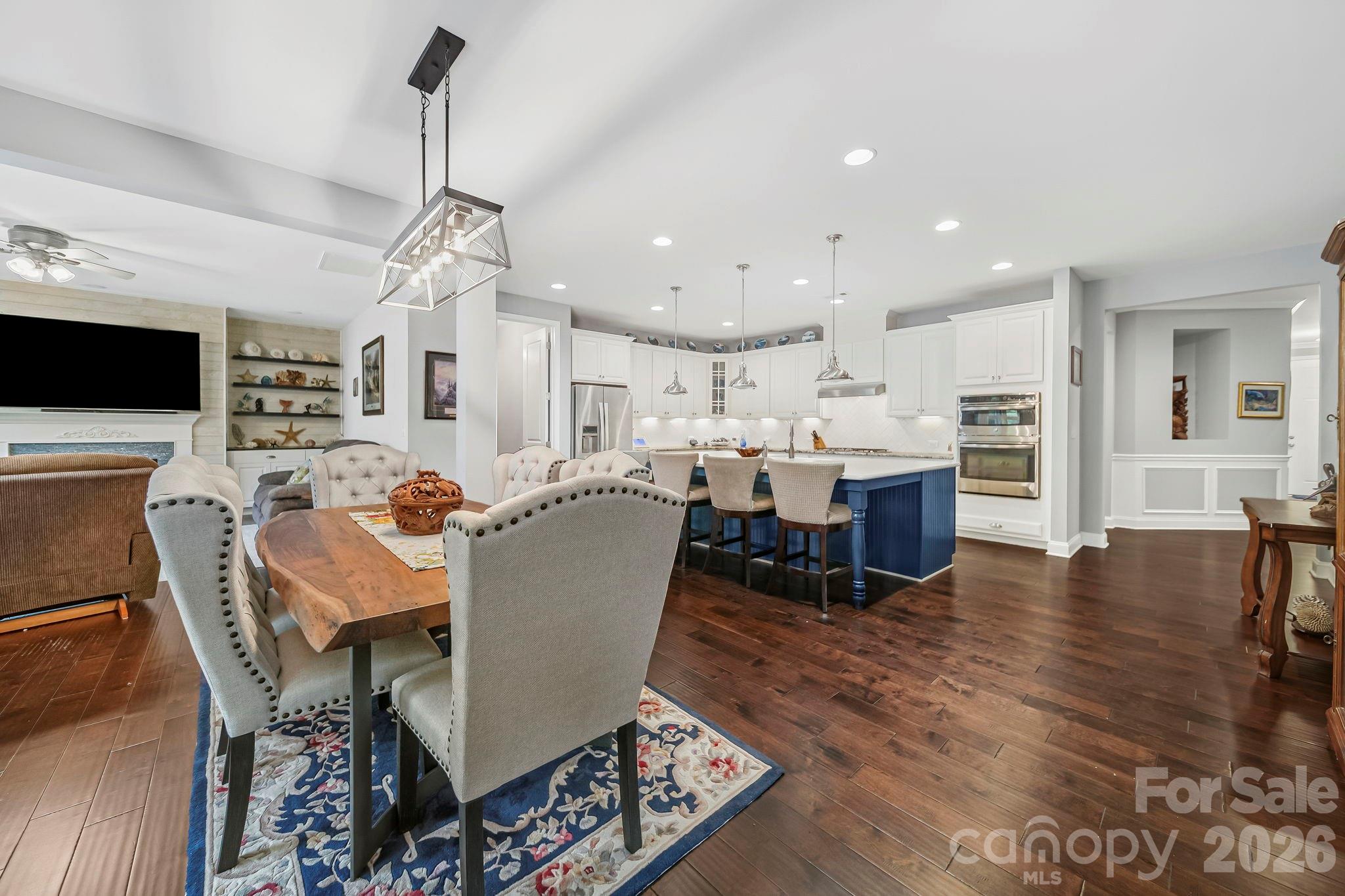 9524 Hightower Oak Street — Huntersville