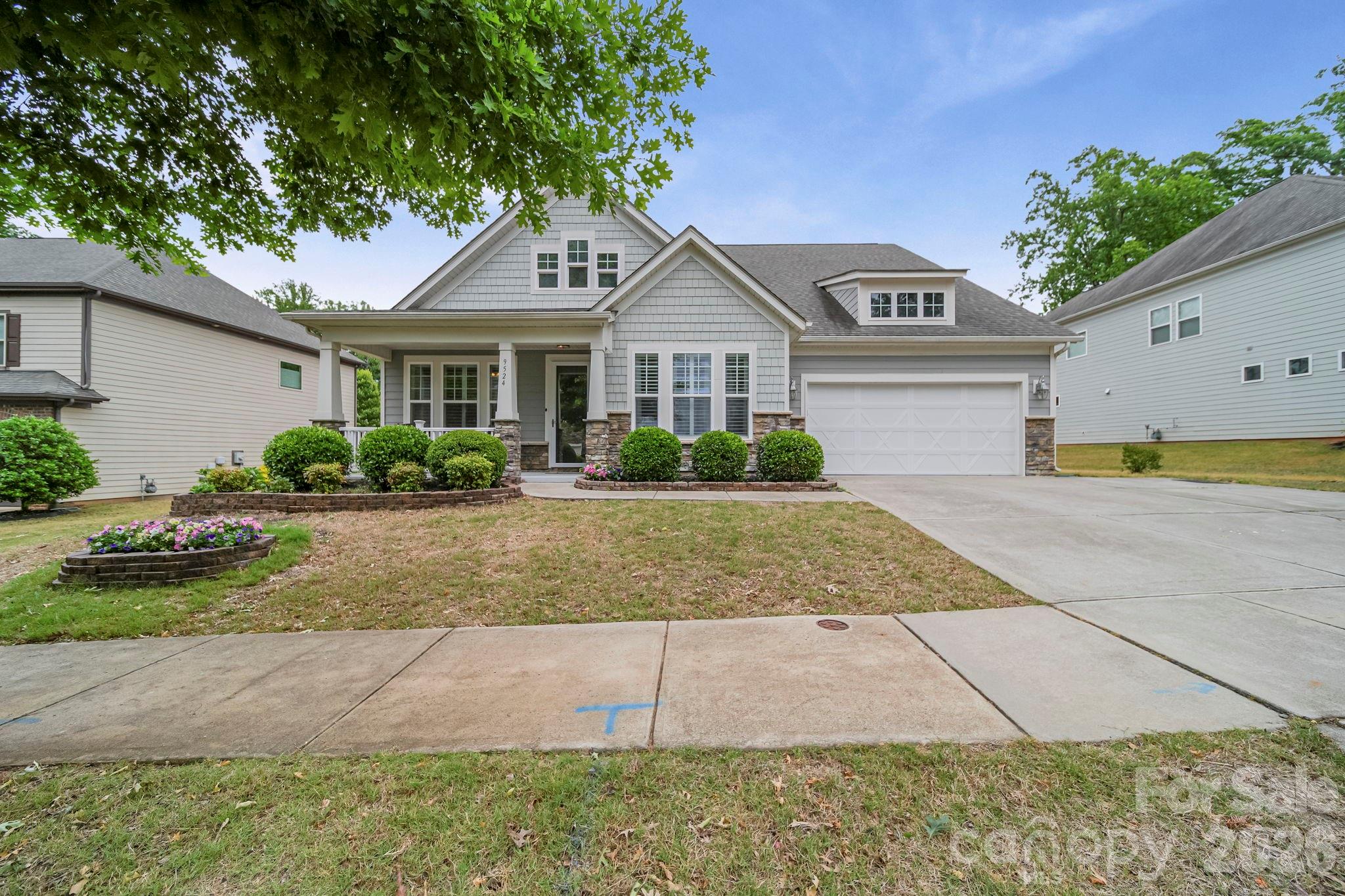 9524 Hightower Oak Street — Huntersville