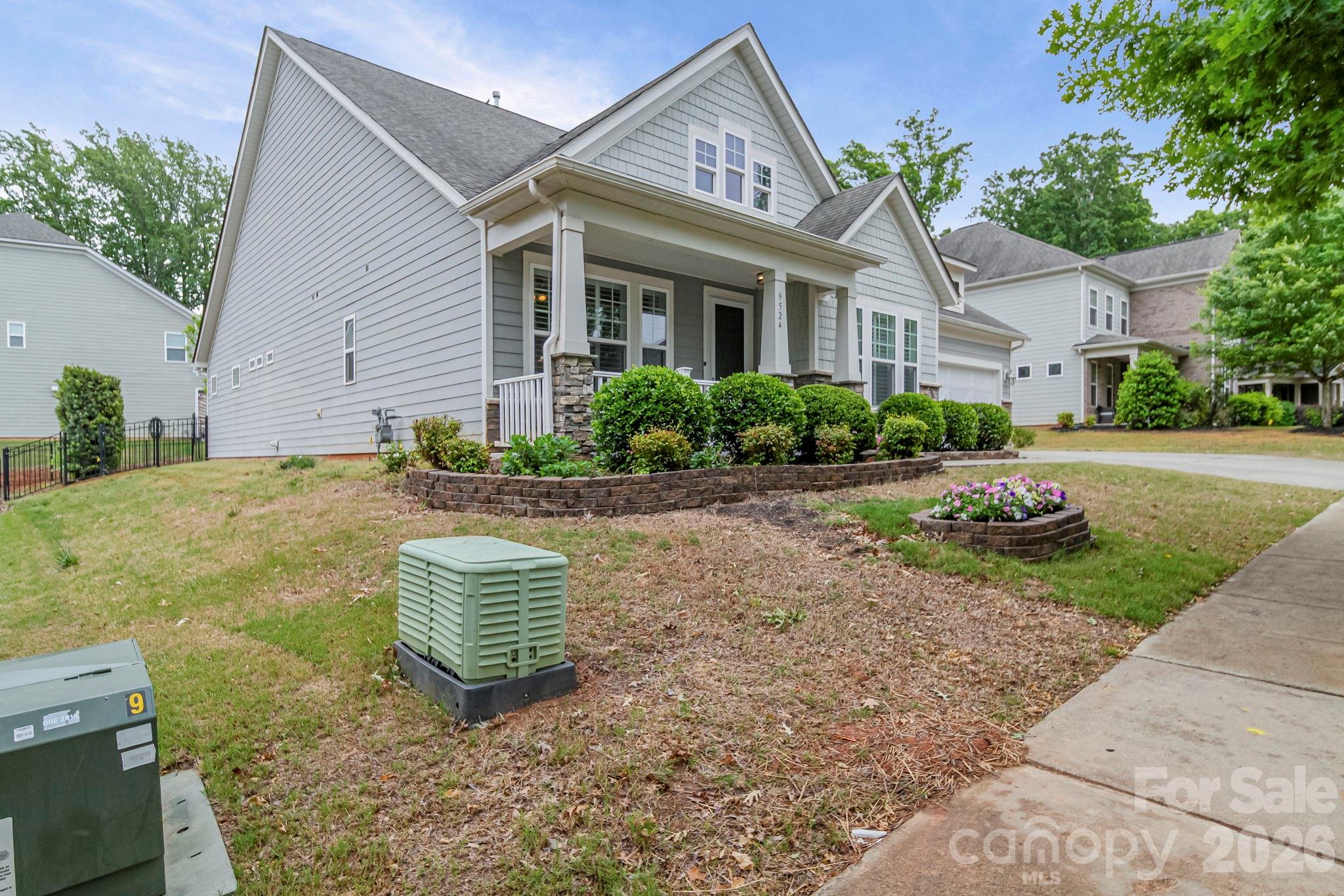 9524 Hightower Oak Street — Huntersville