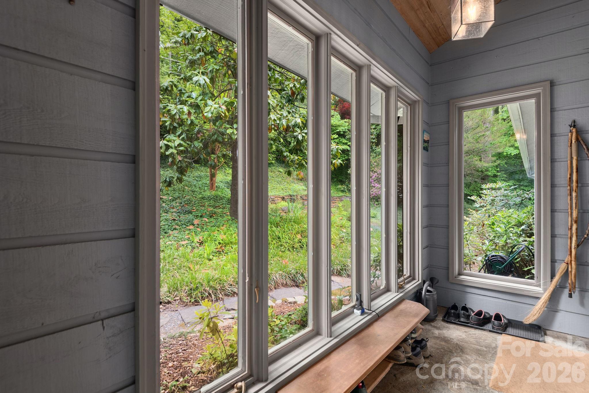 107 Buffalo Trail — Asheville