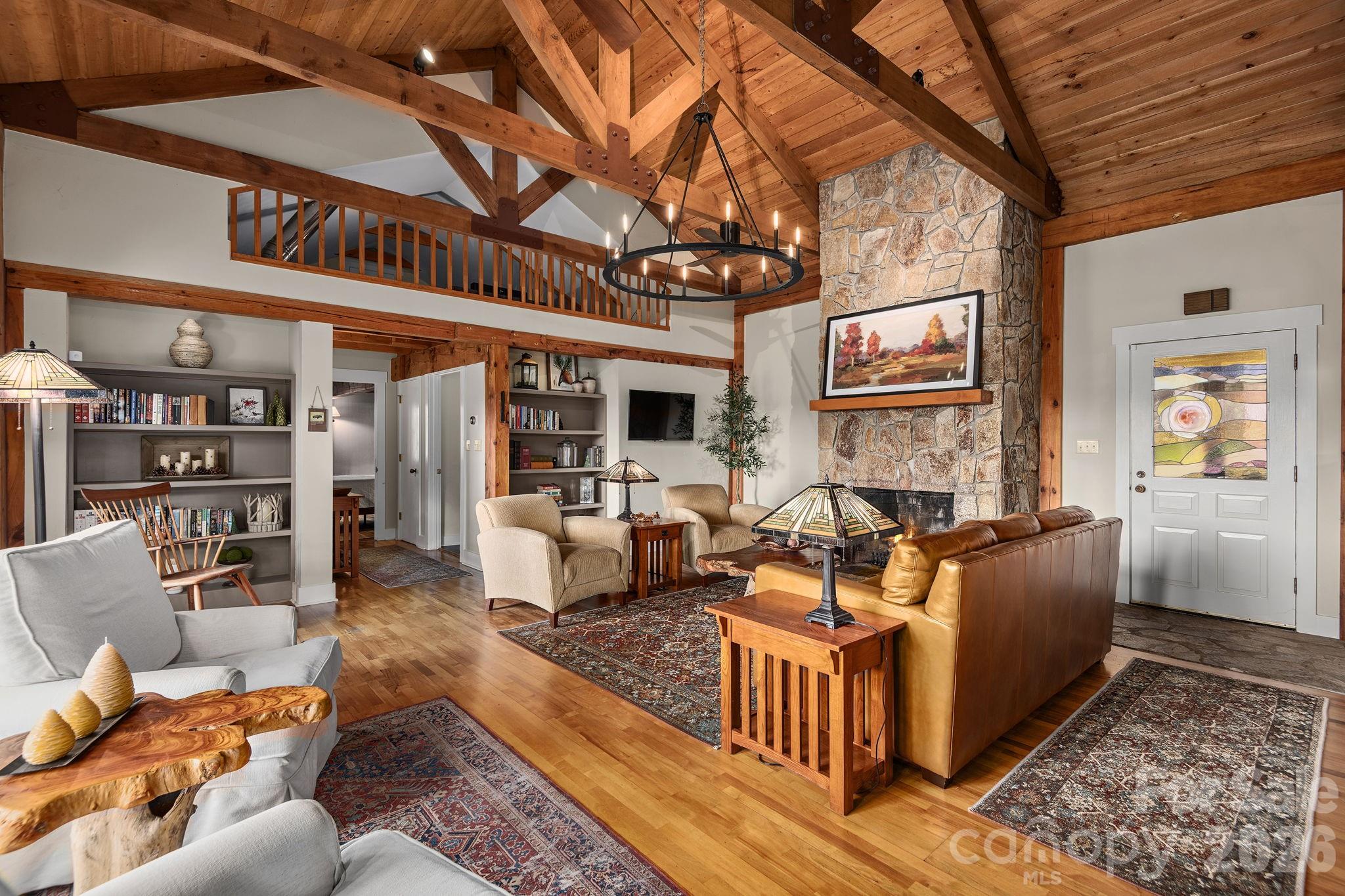 107 Buffalo Trail — Asheville