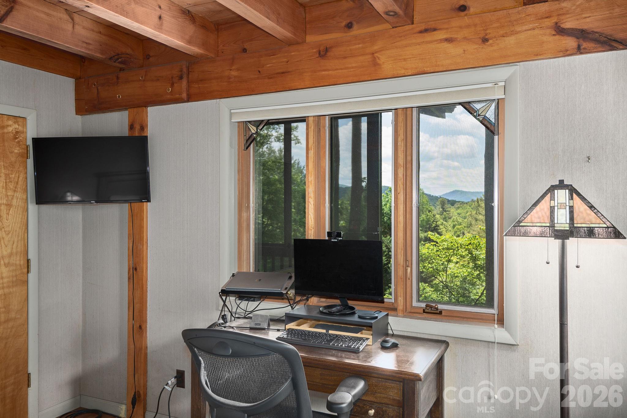 107 Buffalo Trail — Asheville