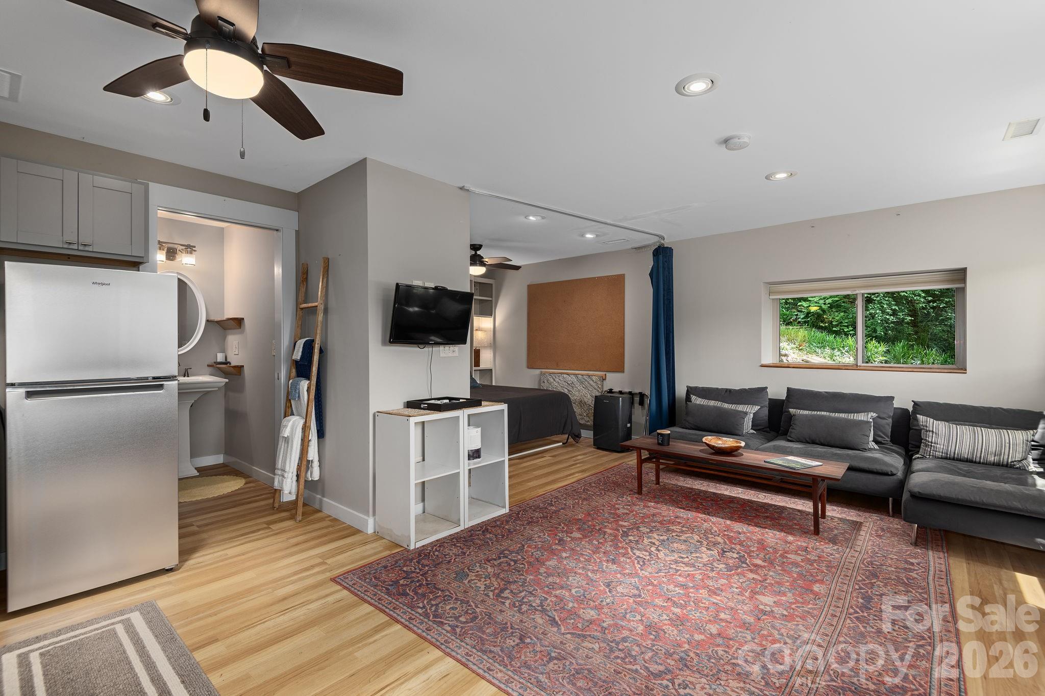 107 Buffalo Trail — Asheville
