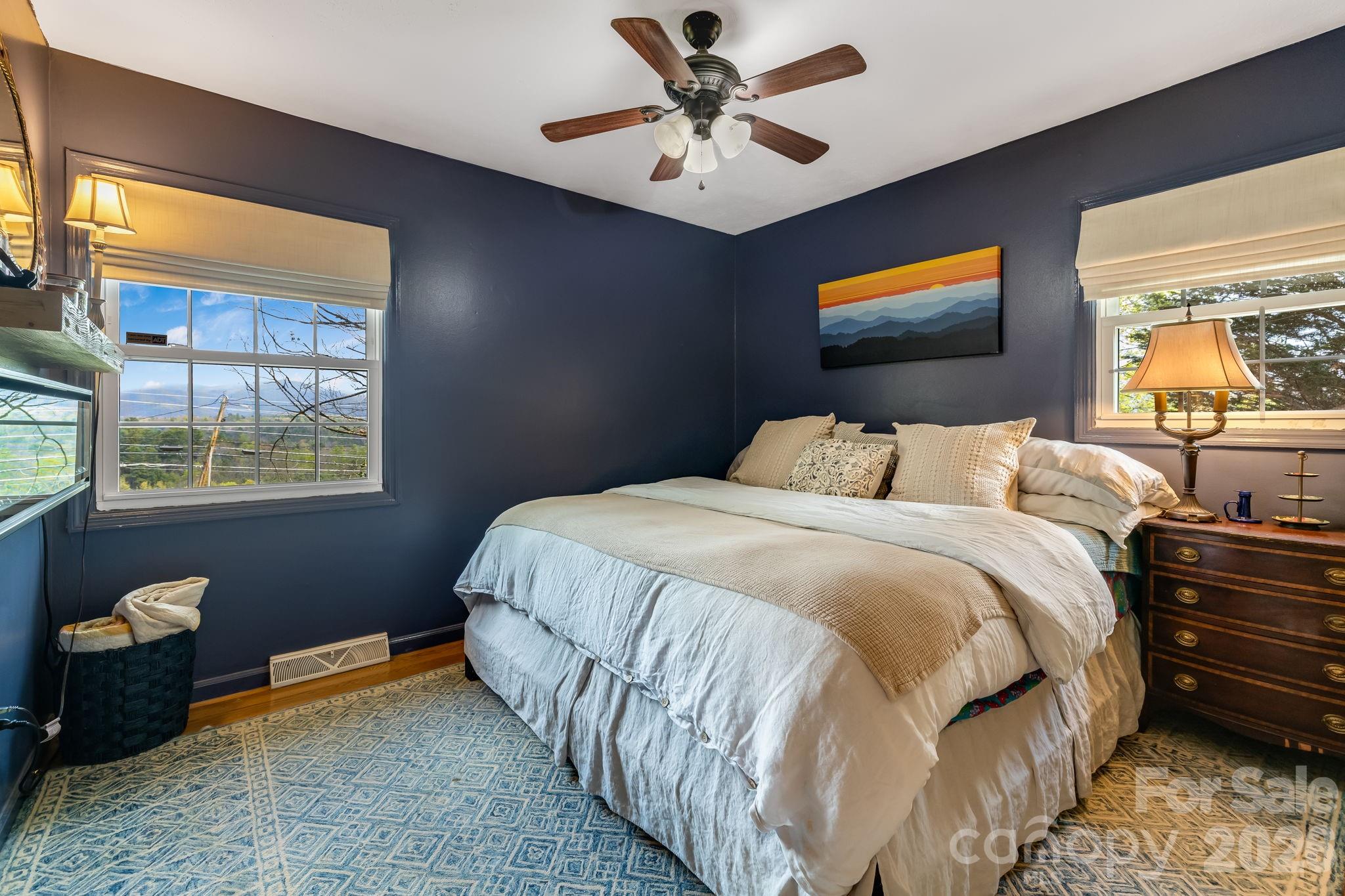 37 Duck Drive — Mars Hill