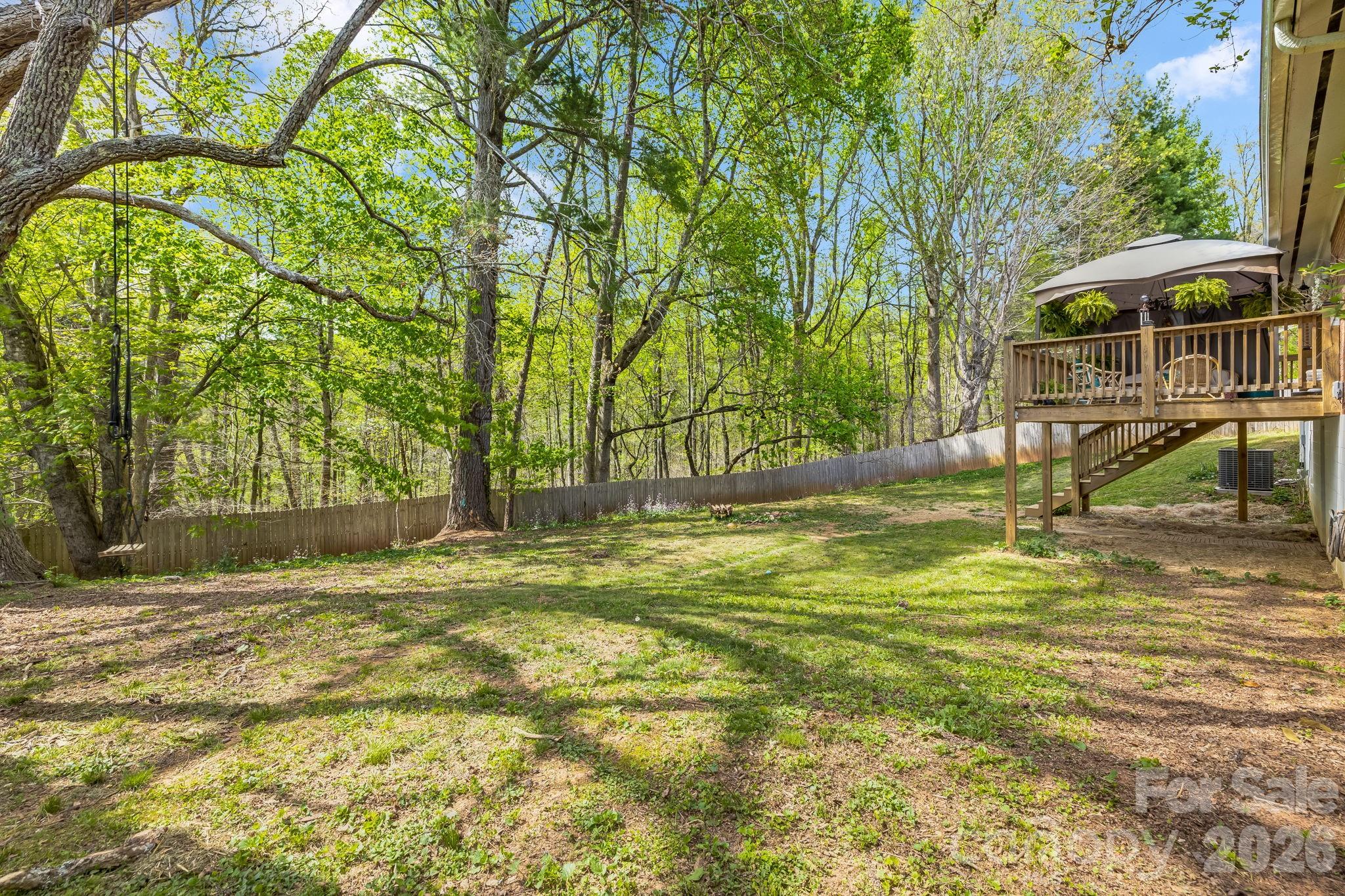 37 Duck Drive — Mars Hill