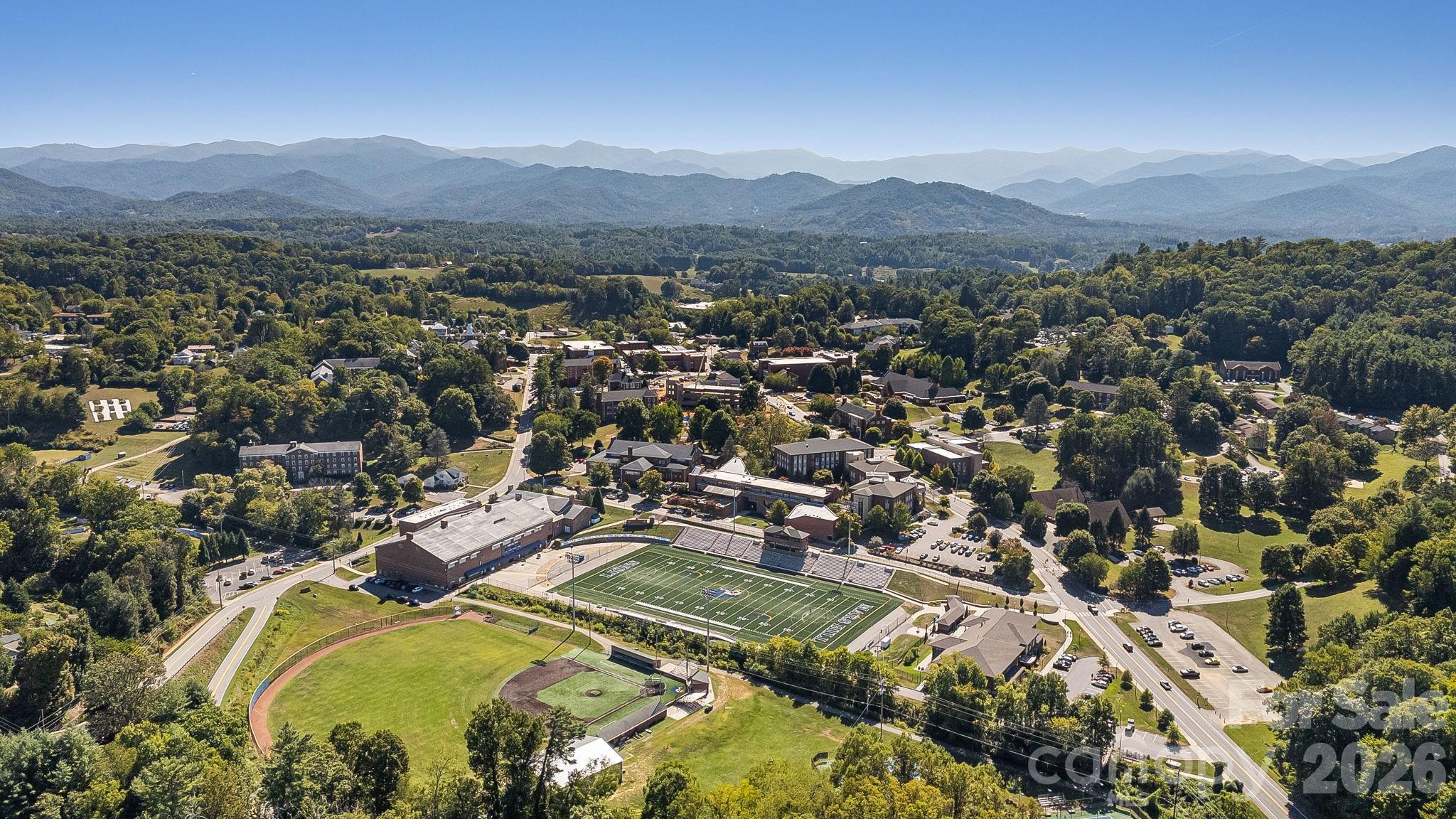 37 Duck Drive — Mars Hill