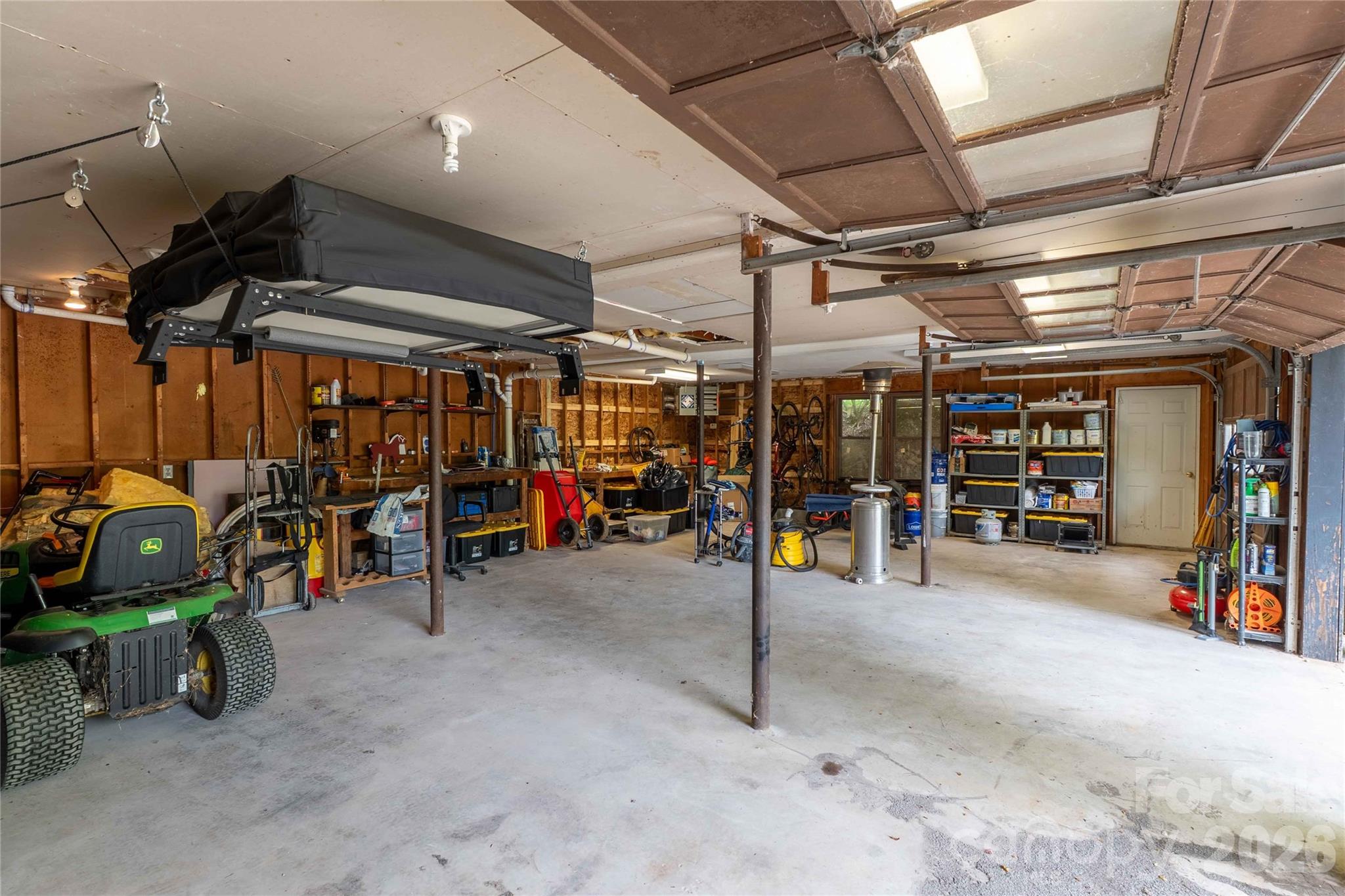919 N Country Club Drive — Cullowhee