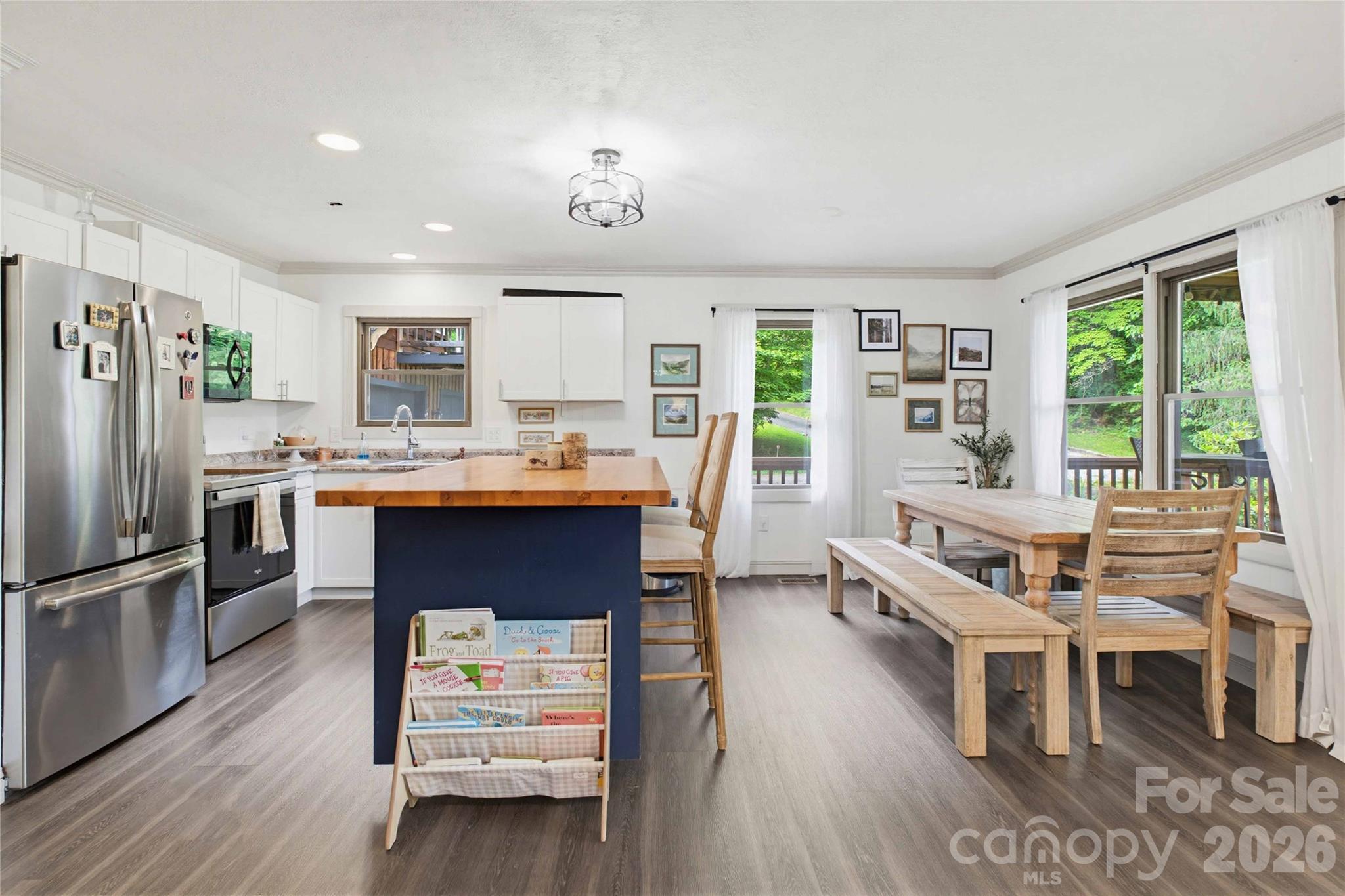 919 N Country Club Drive — Cullowhee