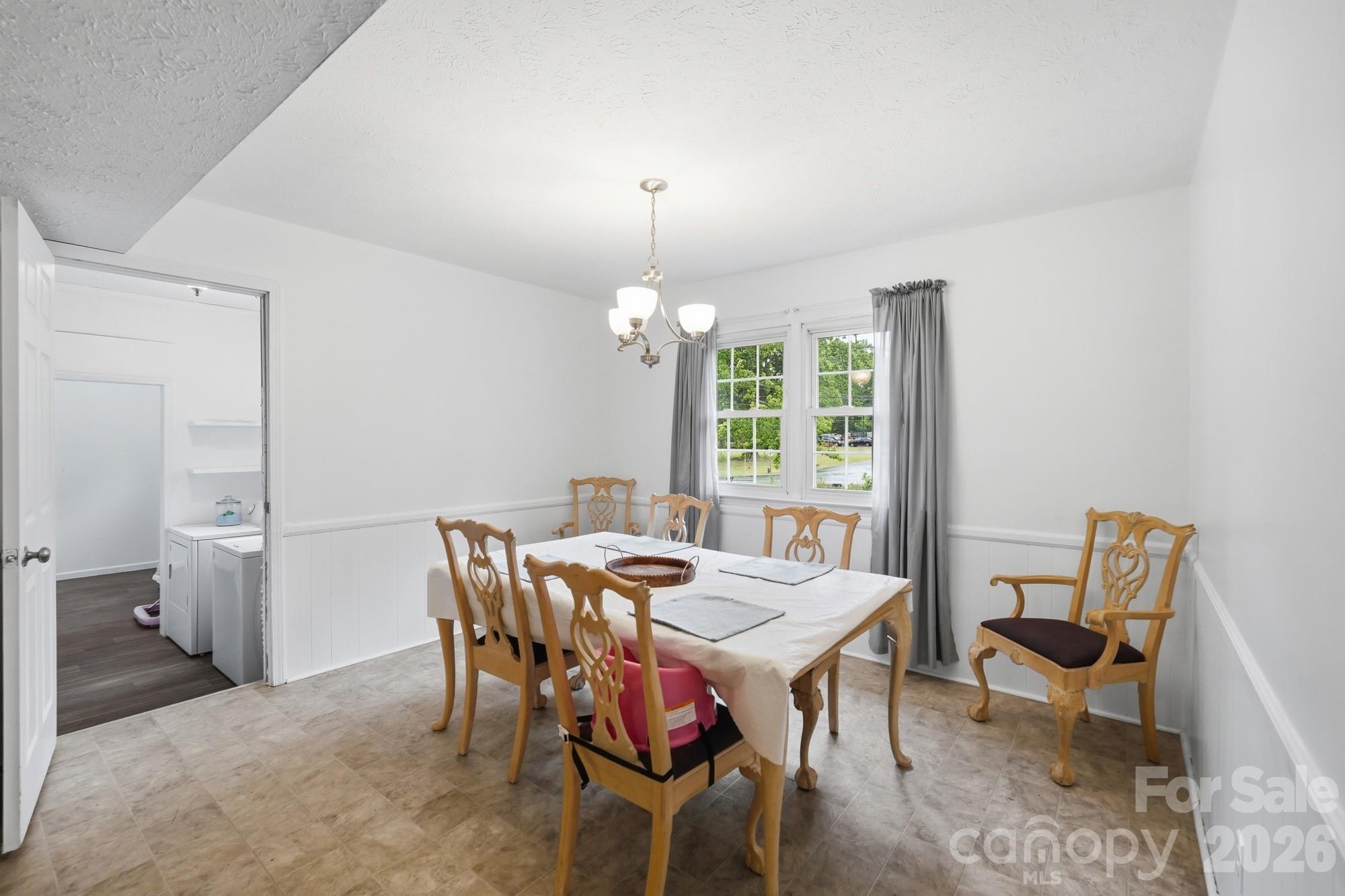 908 Forest Drive — Marshville