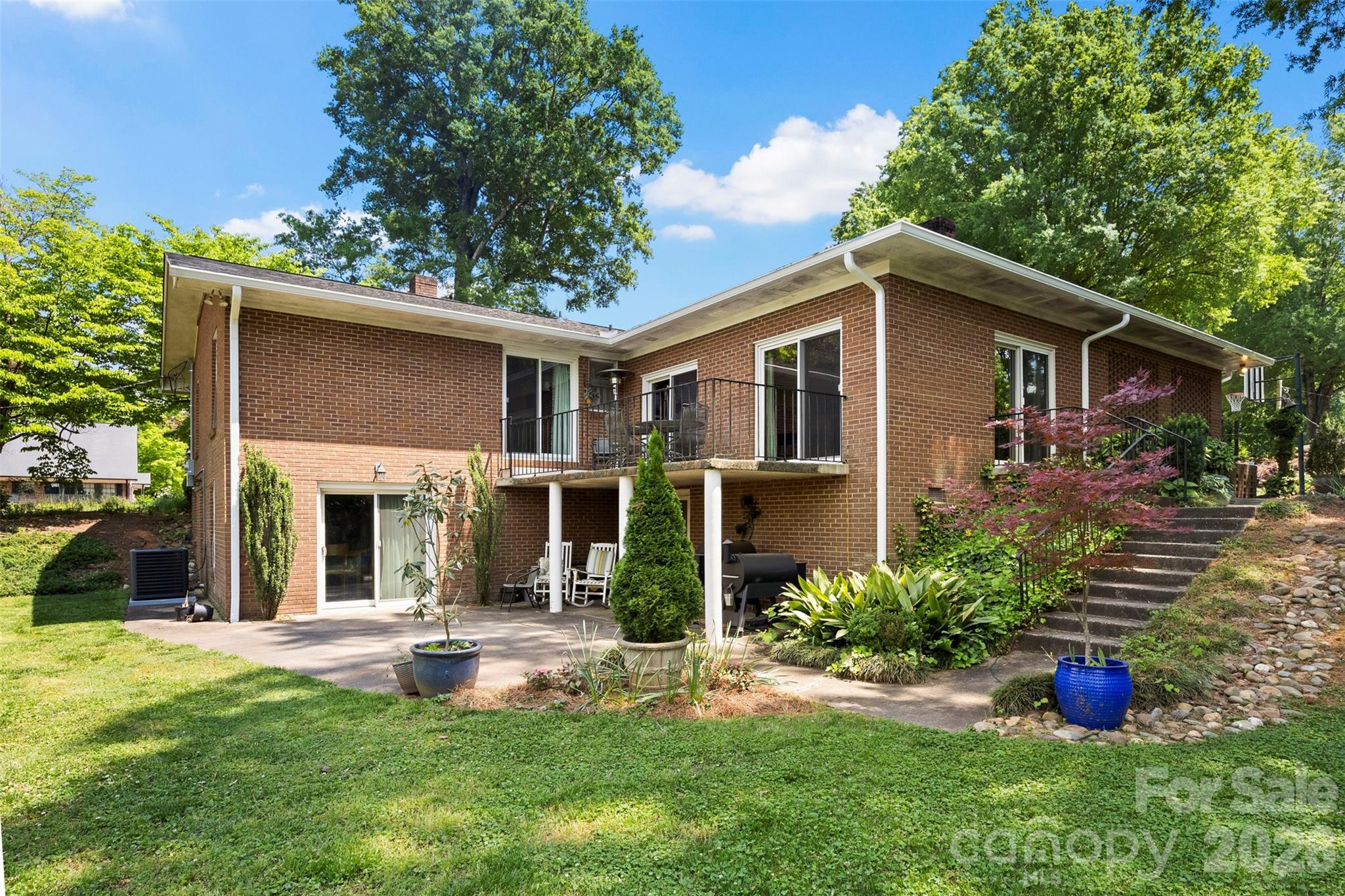 208 S Dixie Street — Cherryville