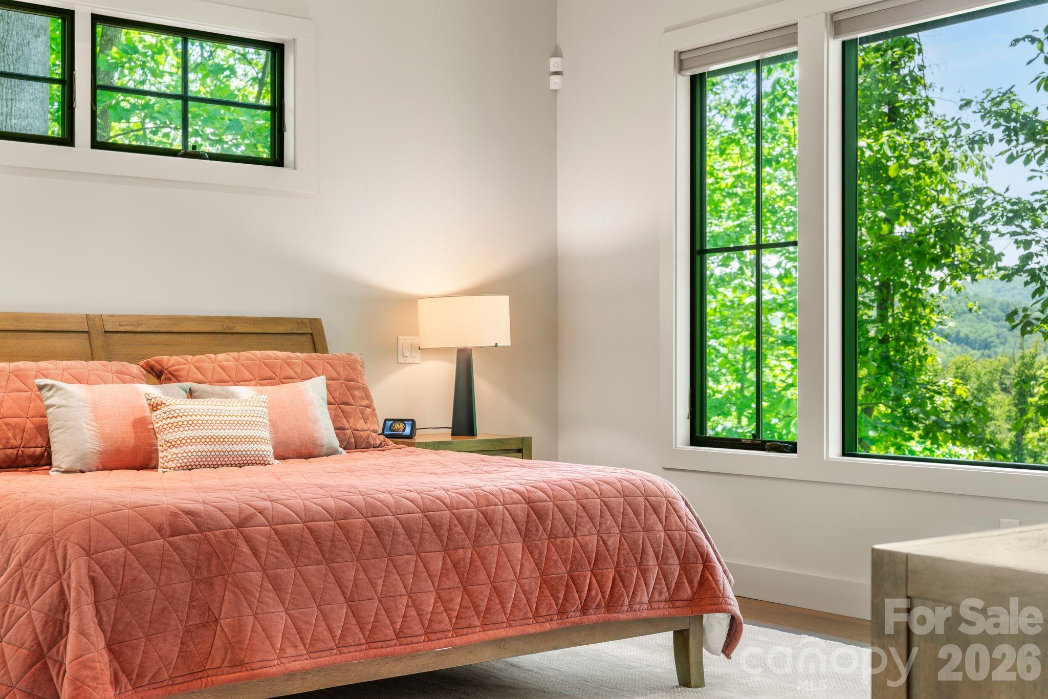 154 Wandering Oaks Way — Asheville