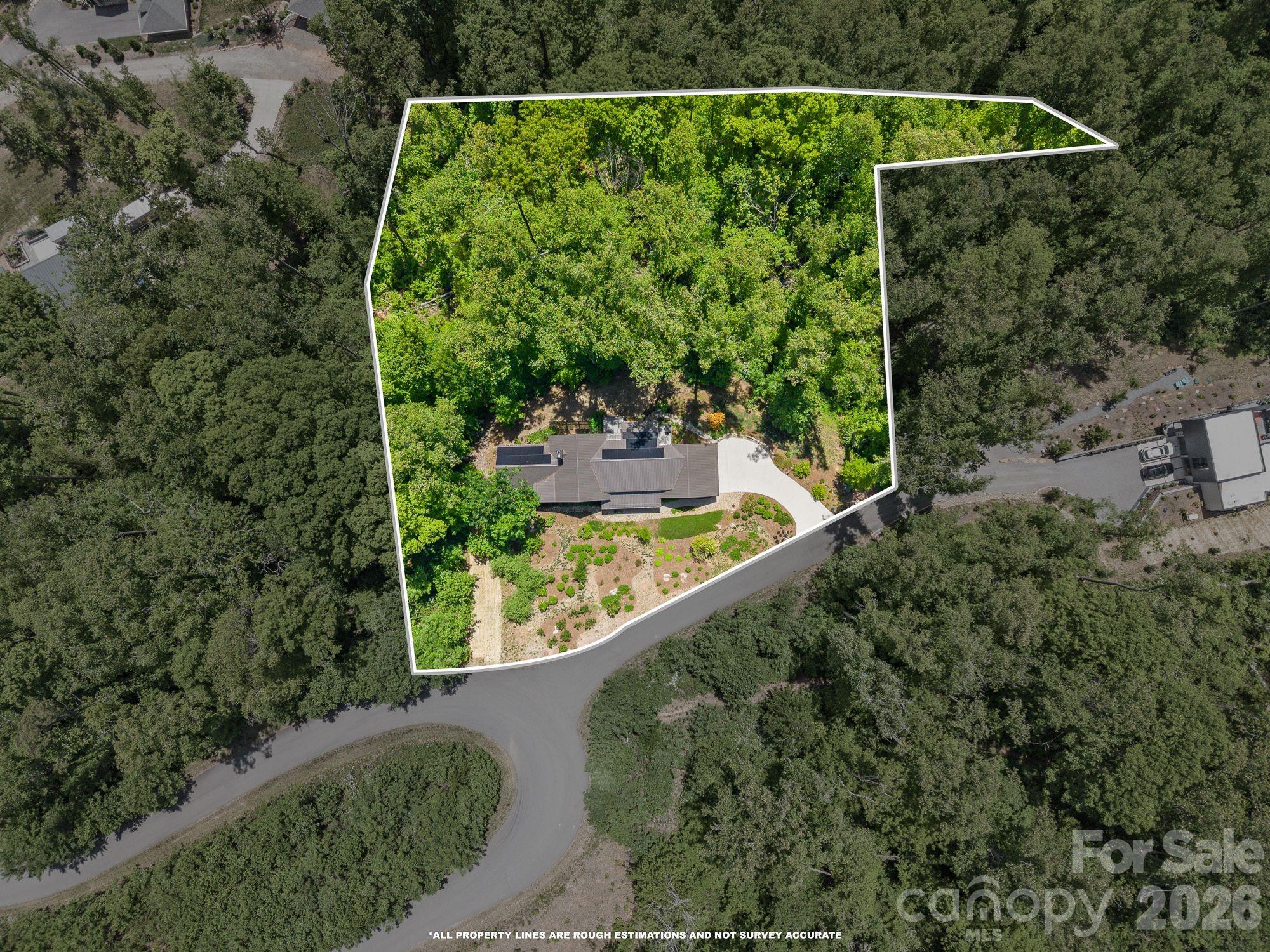 154 Wandering Oaks Way — Asheville