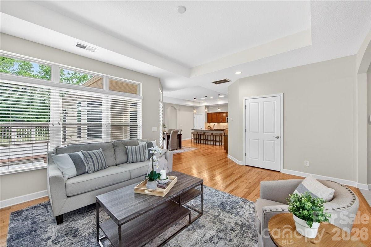 4430 Parkgate Drive — Matthews