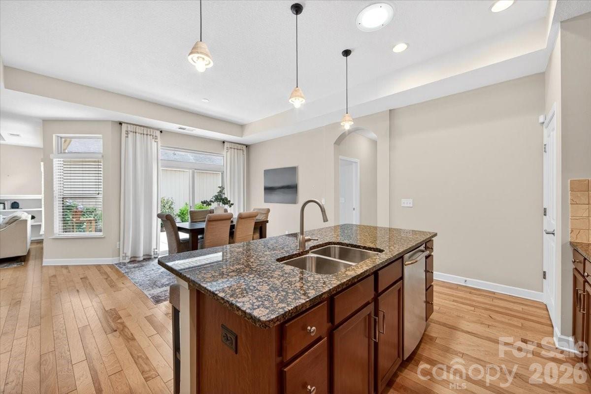 4430 Parkgate Drive — Matthews