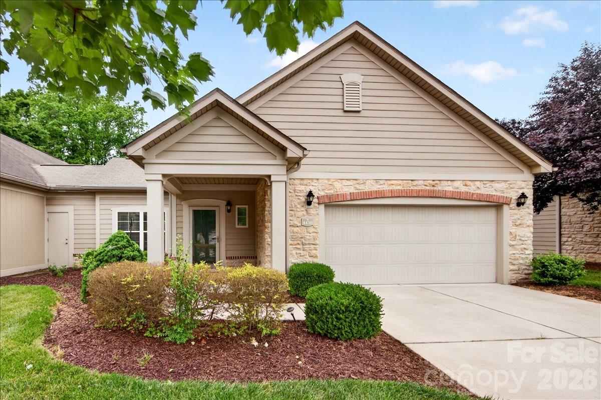 4430 Parkgate Drive — Matthews