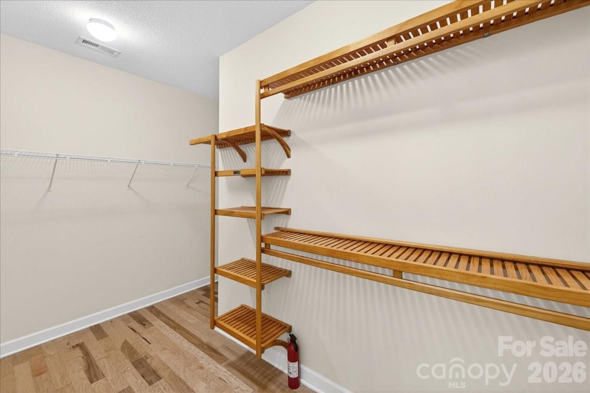 4430 Parkgate Drive — Matthews