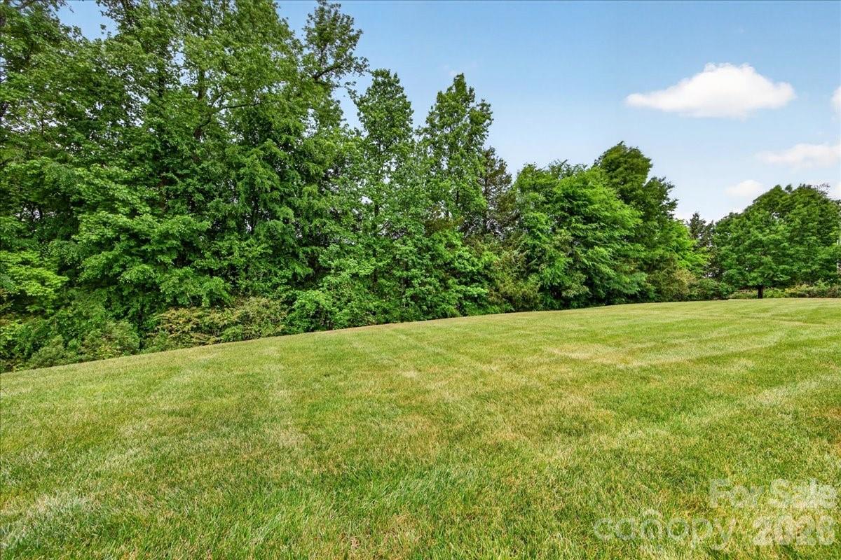 4430 Parkgate Drive — Matthews