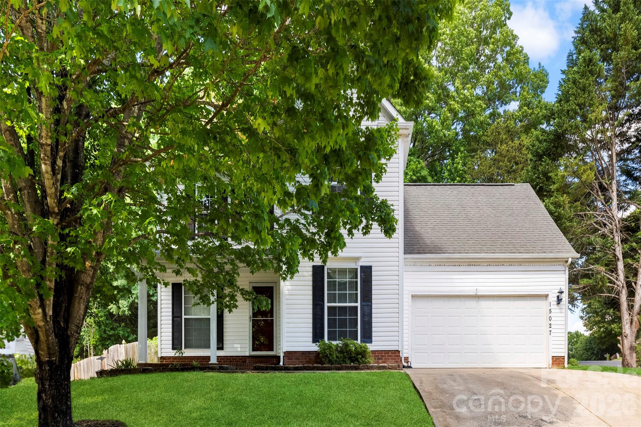 15027 Ashlight Drive — Charlotte