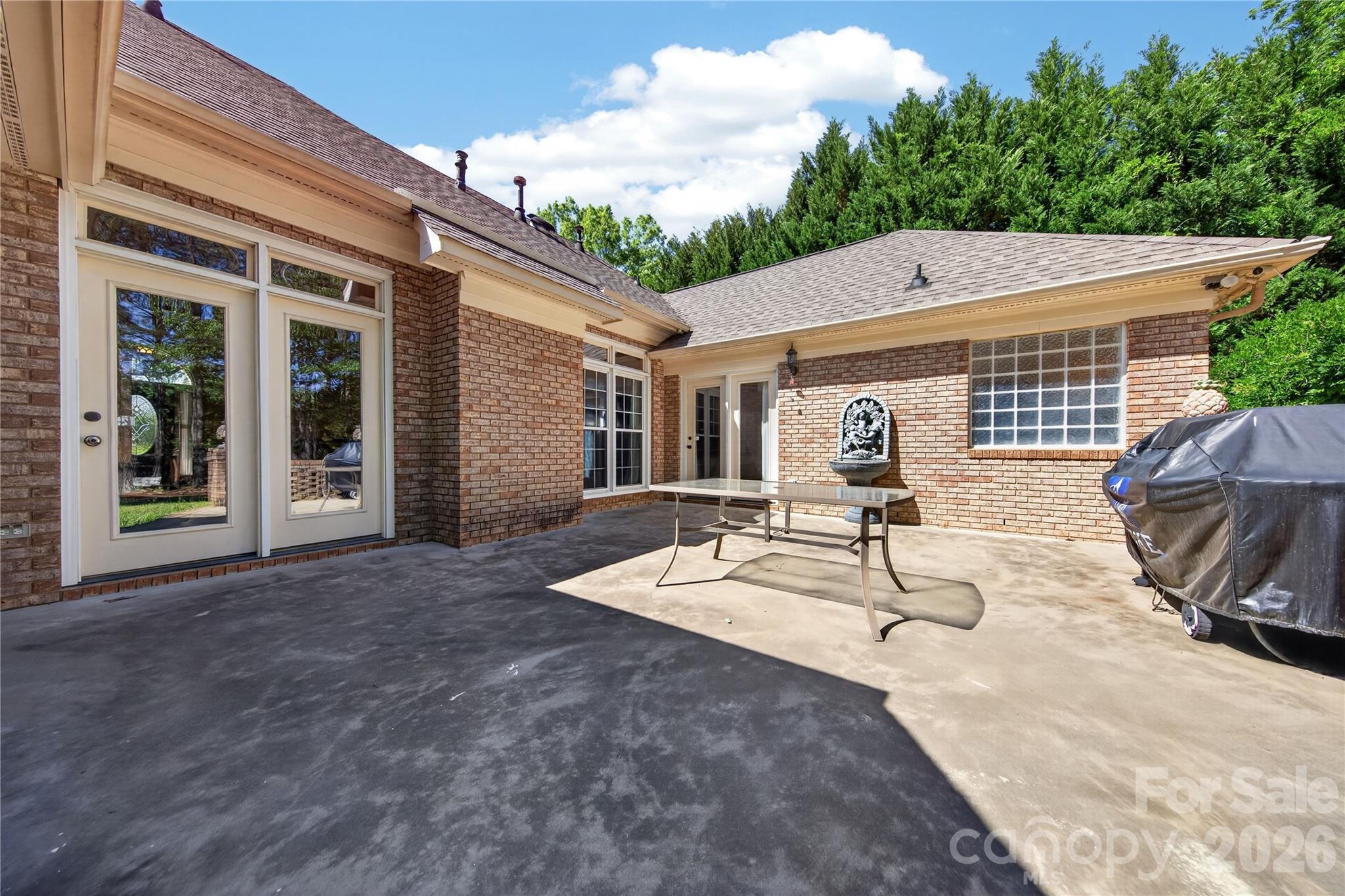2300 Fowler Secrest Road — Monroe
