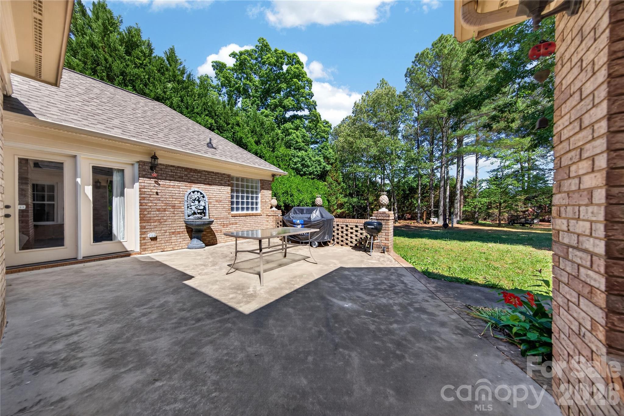 2300 Fowler Secrest Road — Monroe